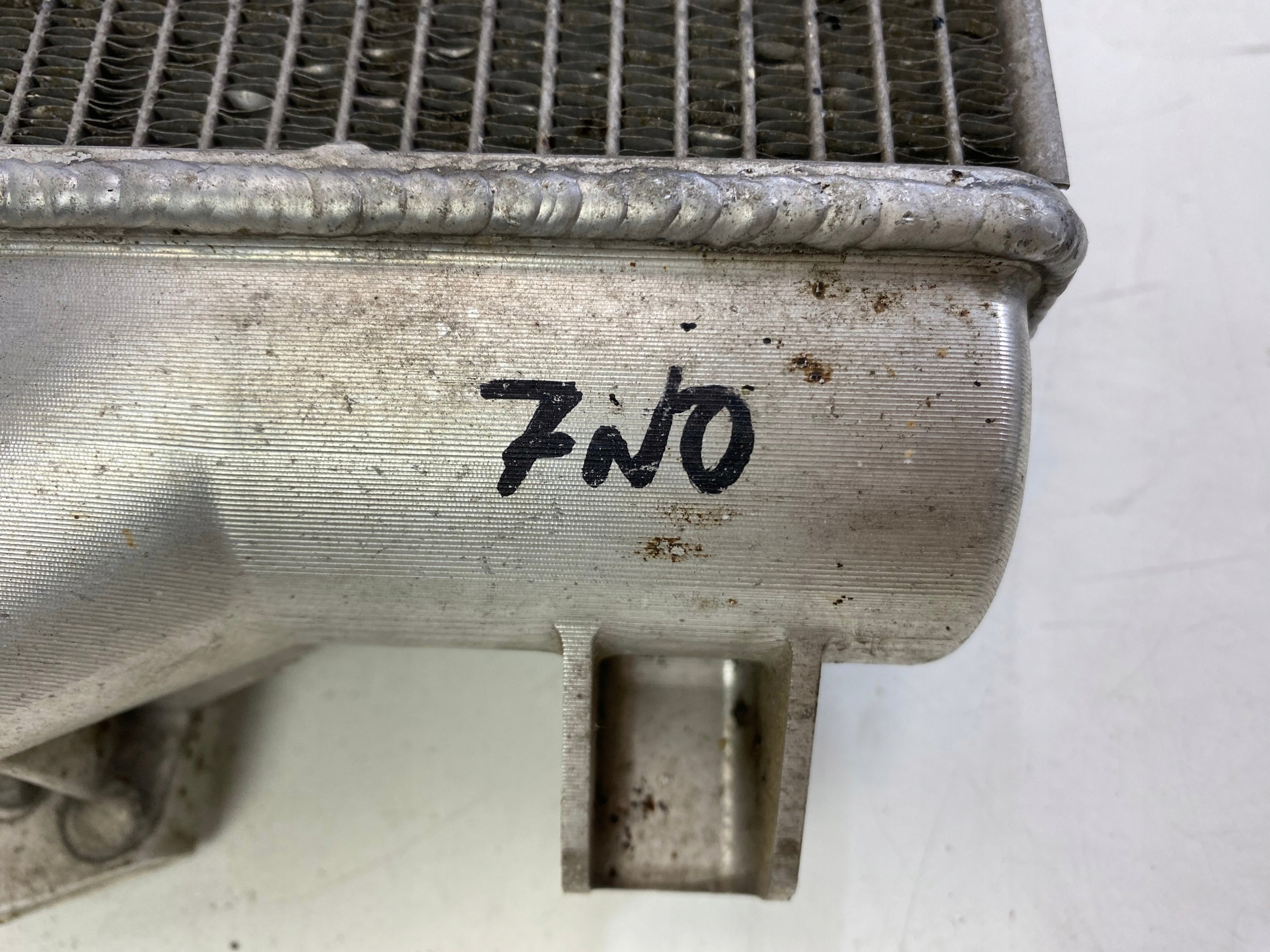 Volkswagen 7N0121253C Intercooler Usado image 5