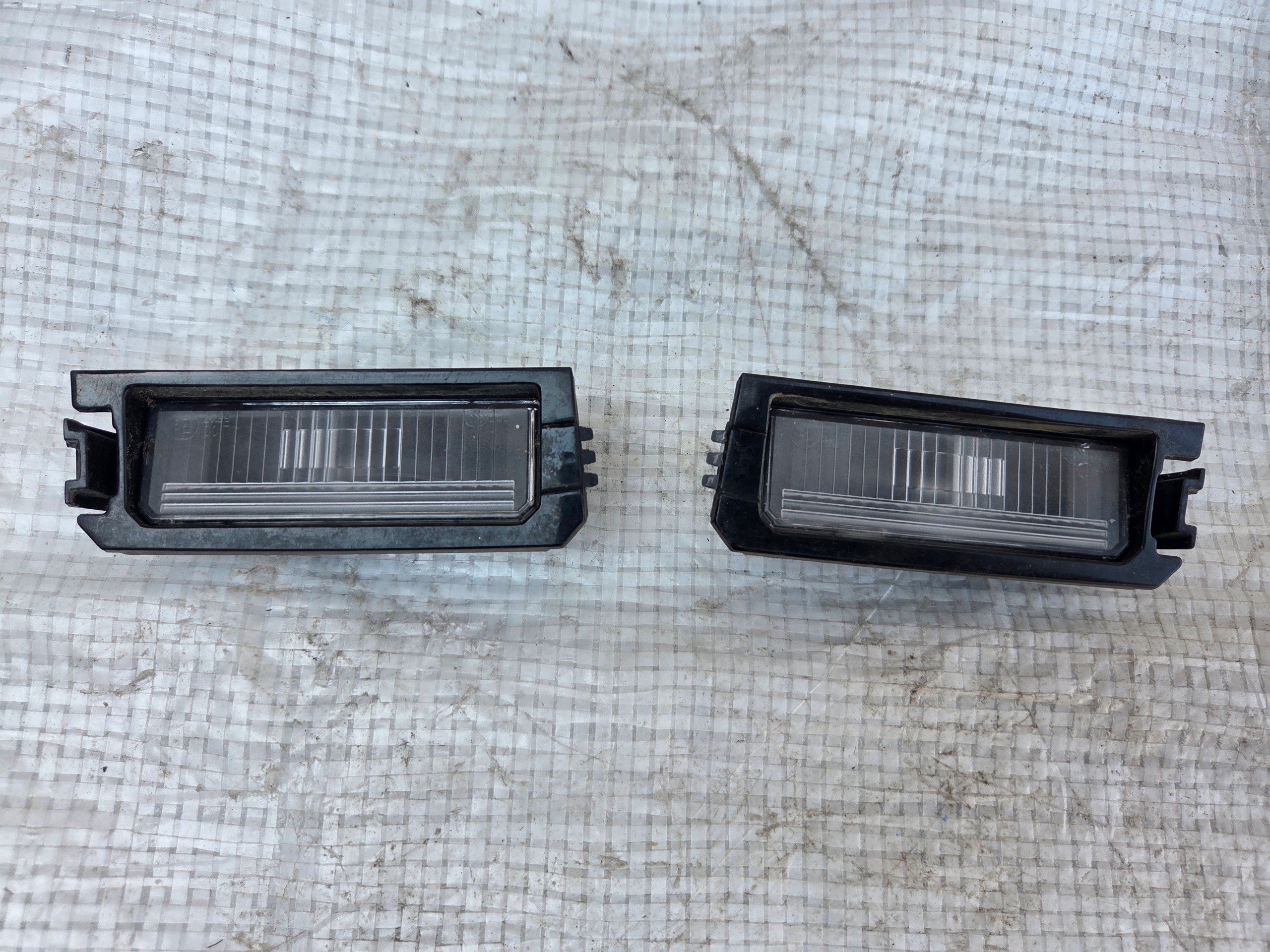 Kennzeichenbeleuchtung Hyundai i30 III HB 92501-F6000 image 2