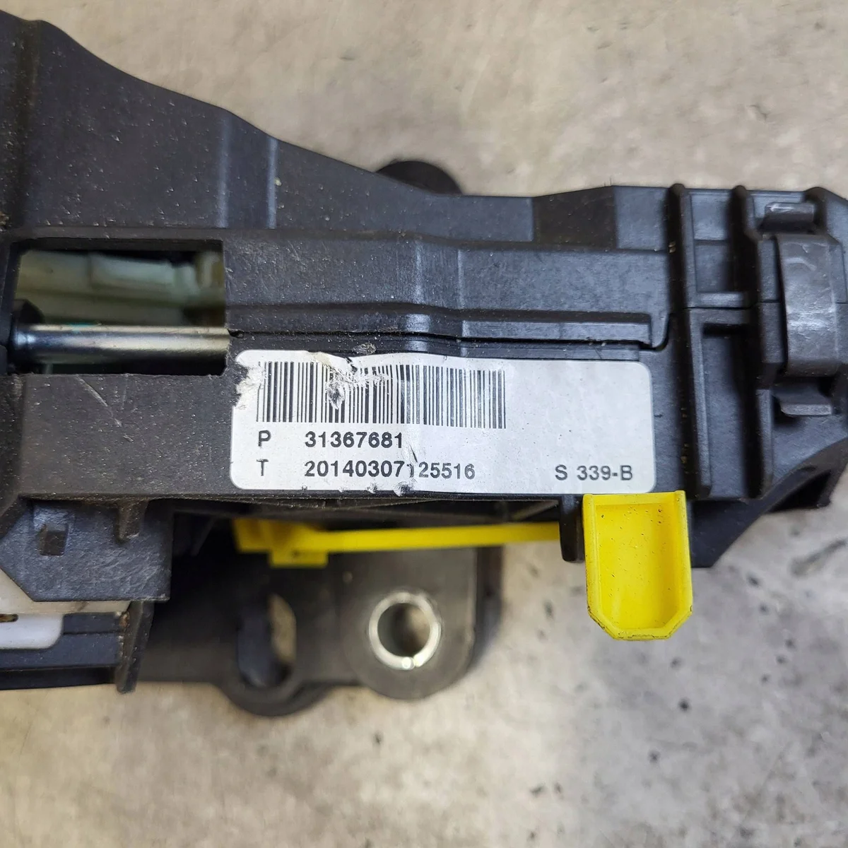 Levier de vitesse Volvo V40 2014 OEM 31367681 image 9