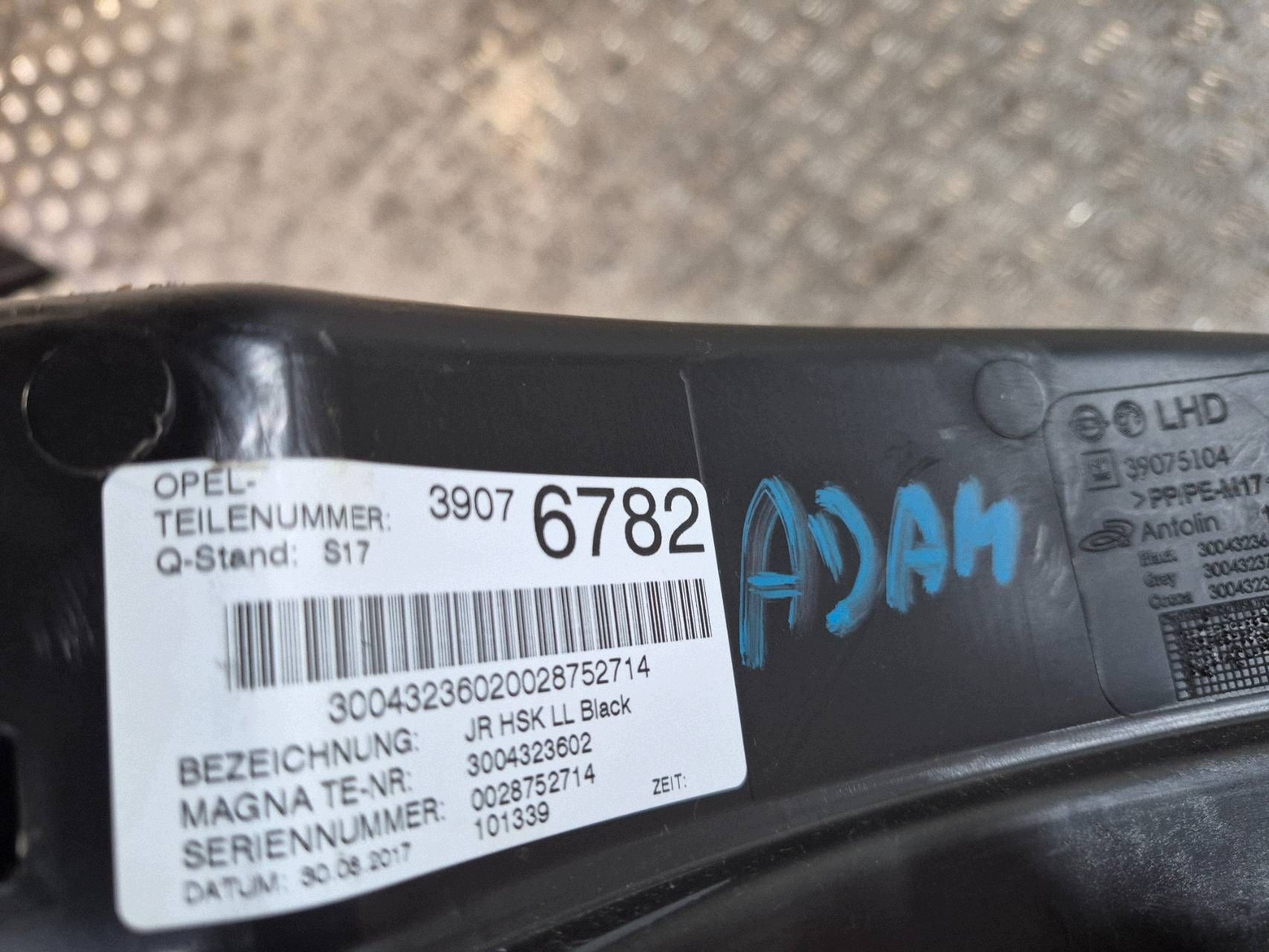 Boîte à gants Opel Adam 1.2 Essence 2012-2019 image 3