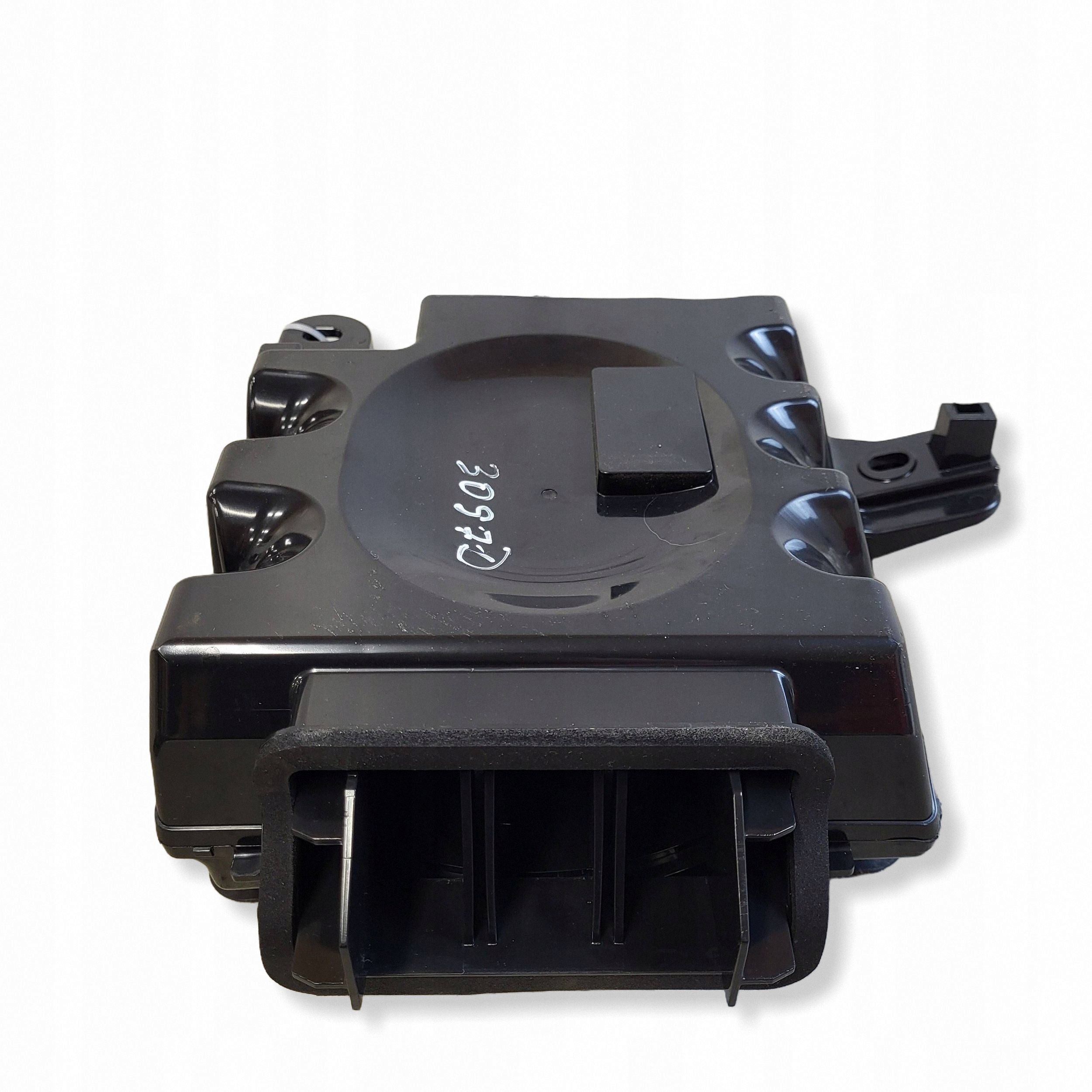 Mini Cooper R60 Subwoofer Käytetty JUT272420 image 4
