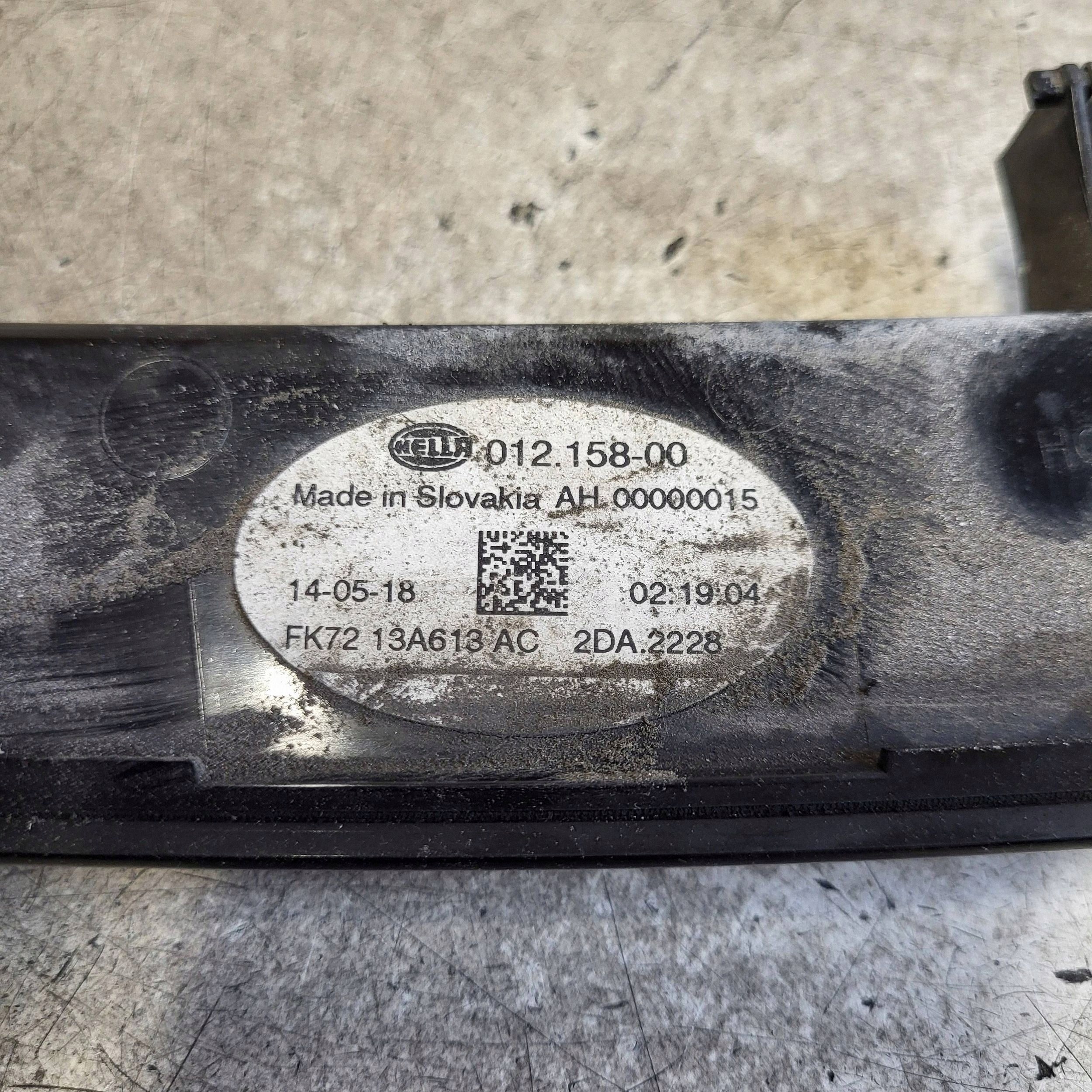 Feu stop Jaguar F-PACE FK72-13A613-AC image 8