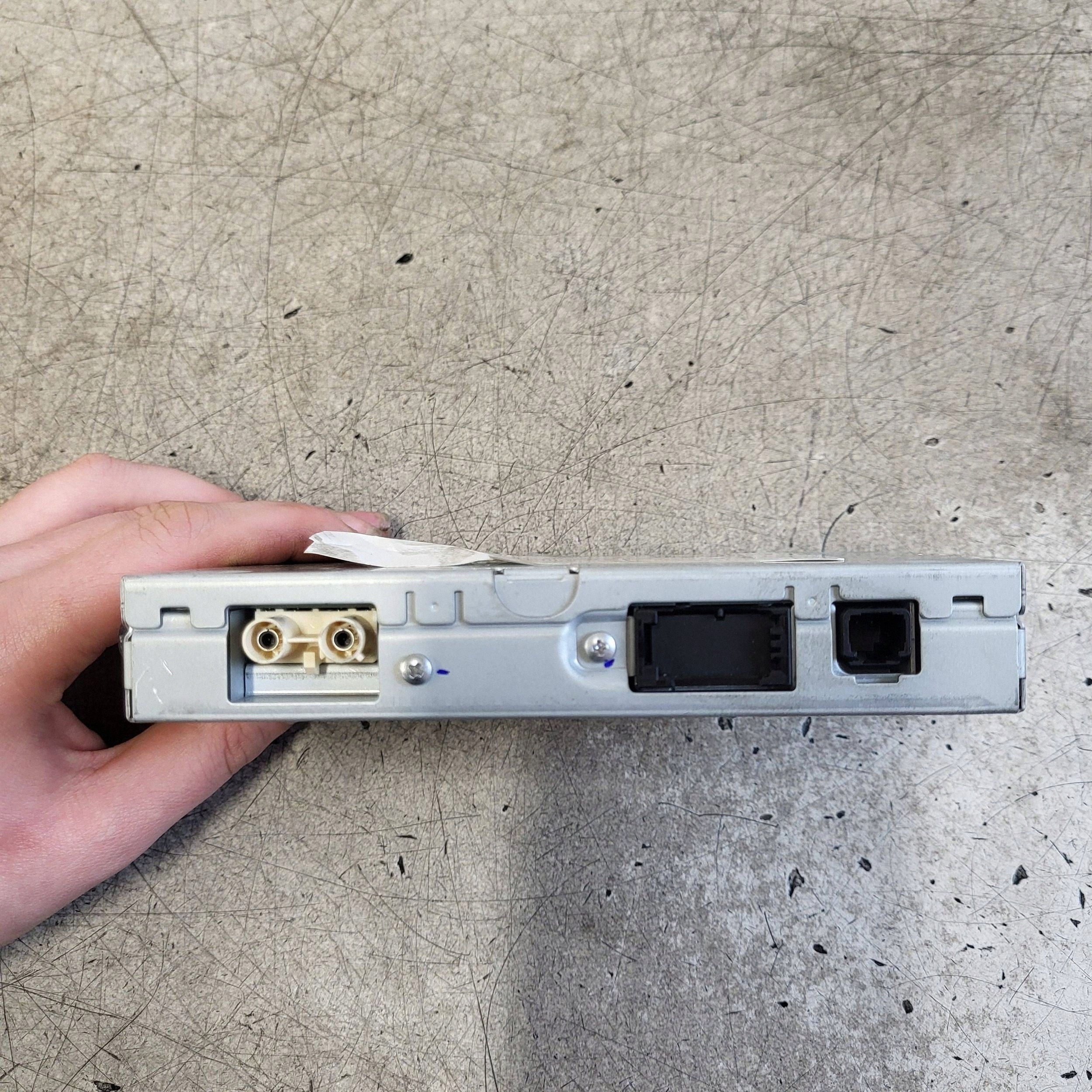 2013 Volvo V60 Amplifier 31328586AD image 3