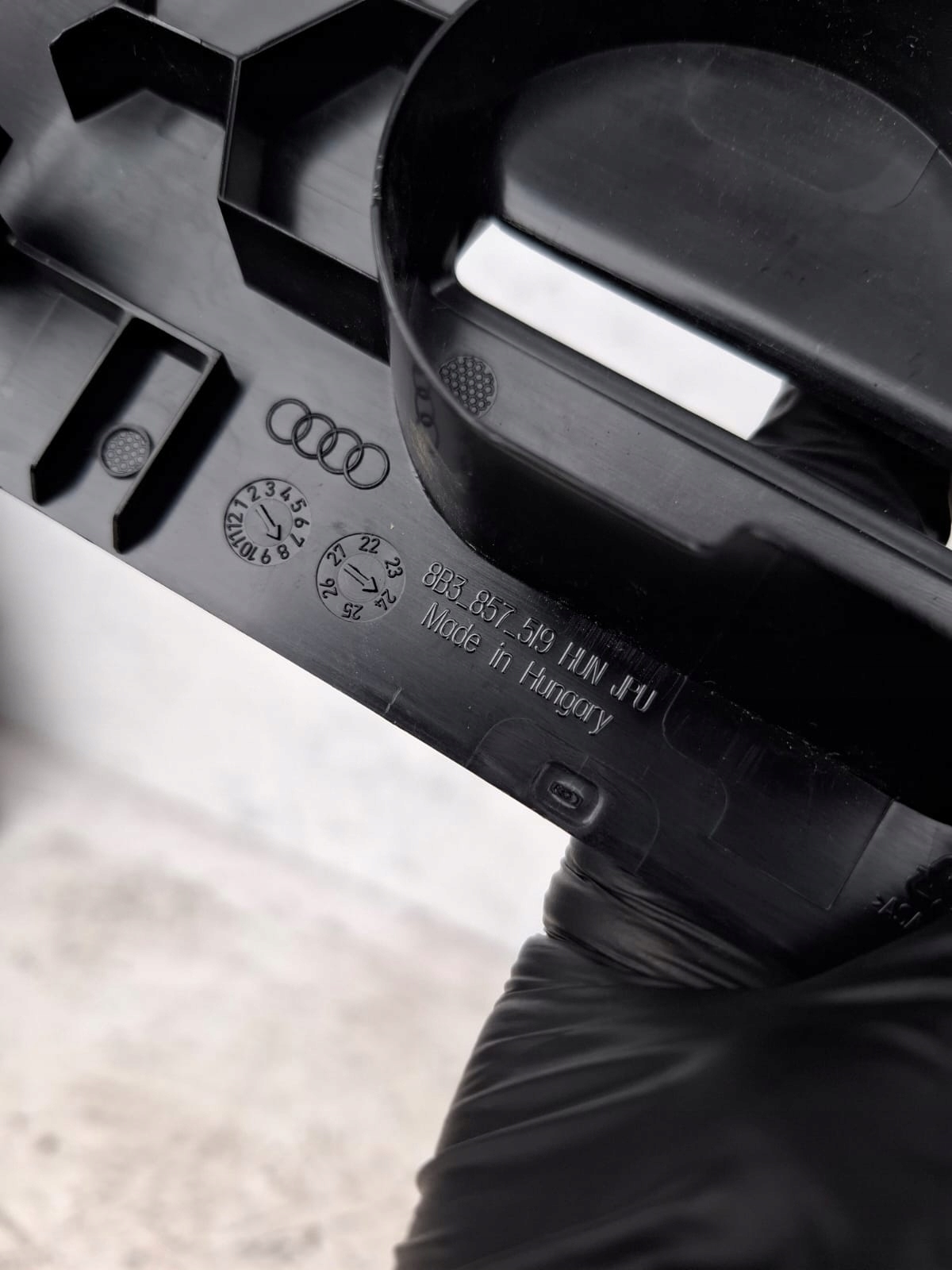 Capa de Espelho Retrovisor Audi A5 B10 OEM 8B3857519 image 4