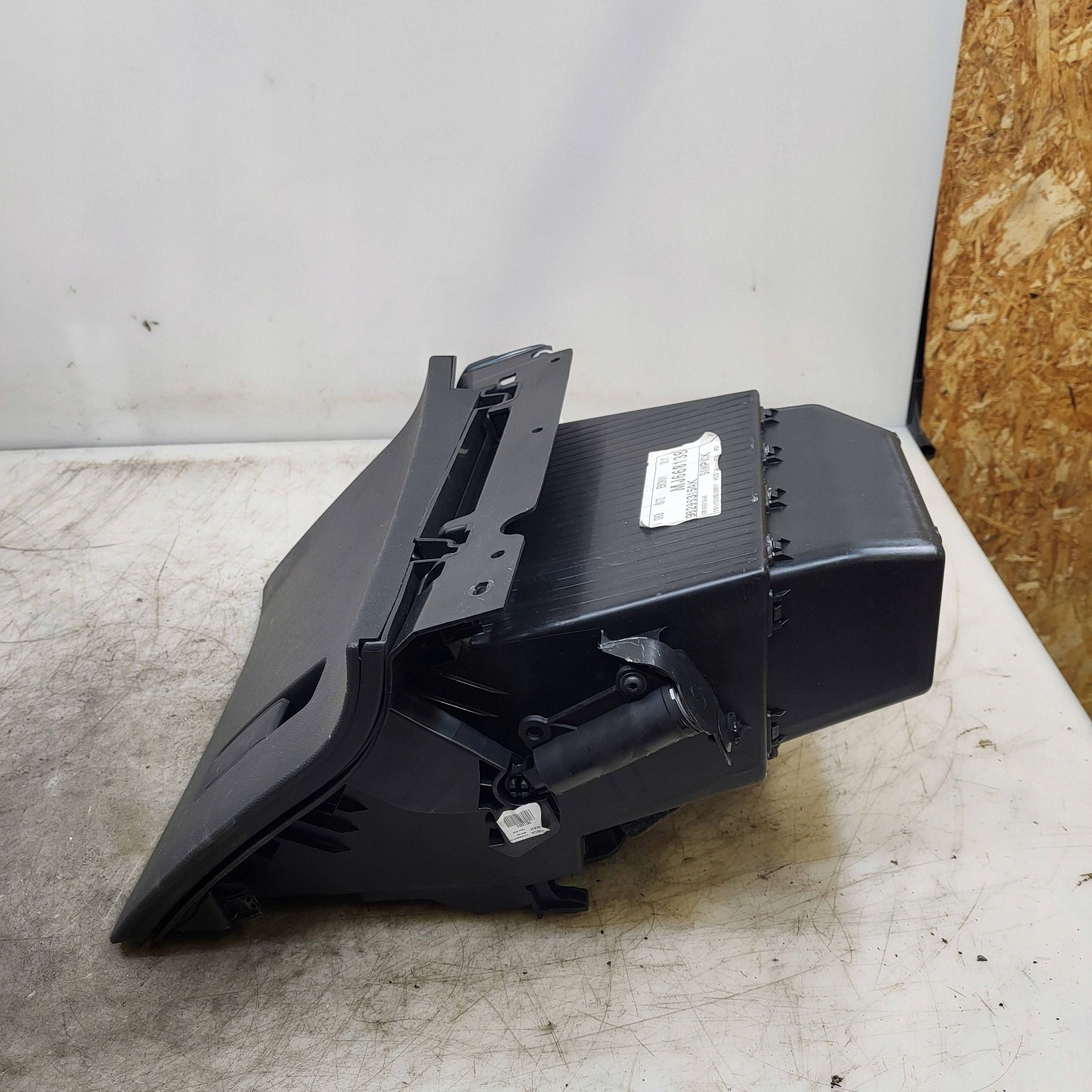 Peugeot 2008 II Ablagefach 98296315AK image 4