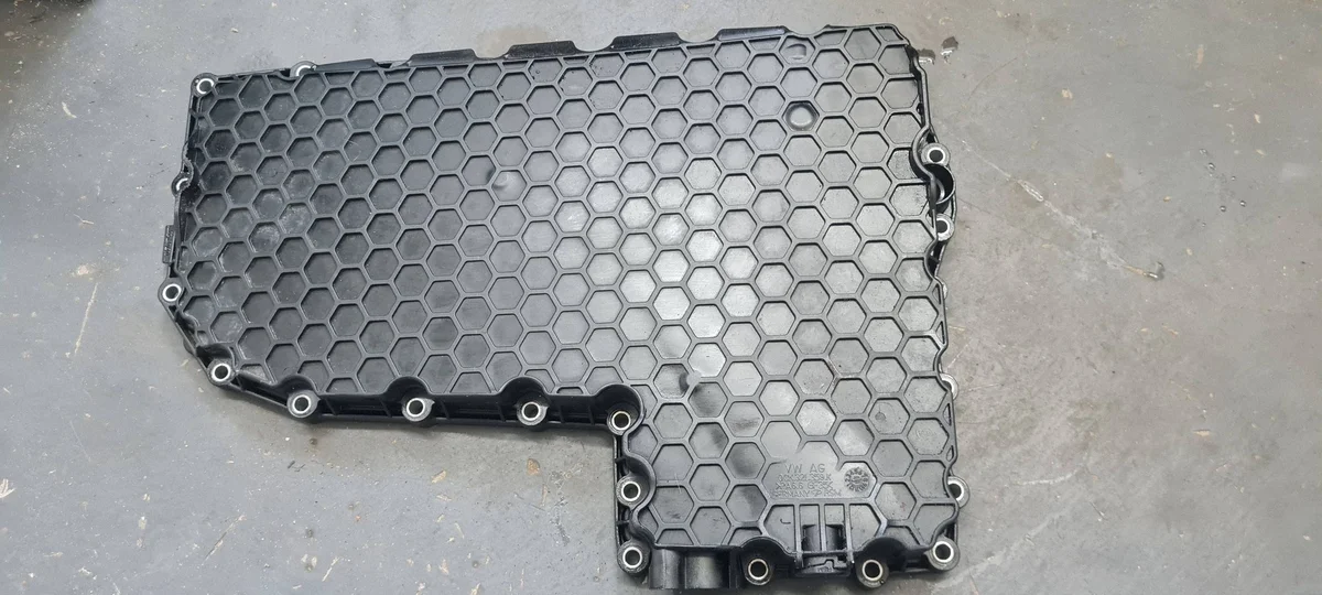 Oljepanna Audi A4 B9 2.0 TDI Stronic