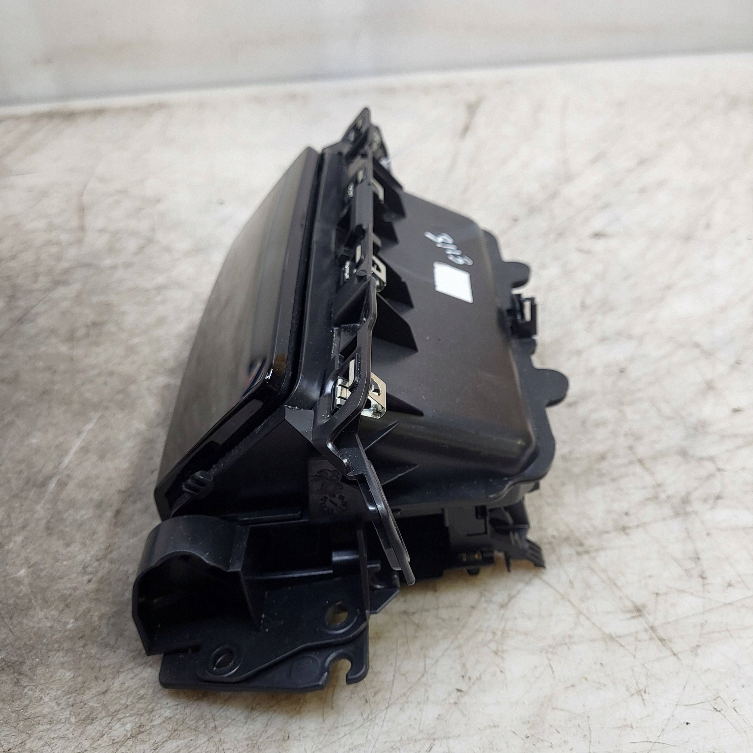 Peugeot 2008 II 19-21 Console Central Usada image 6