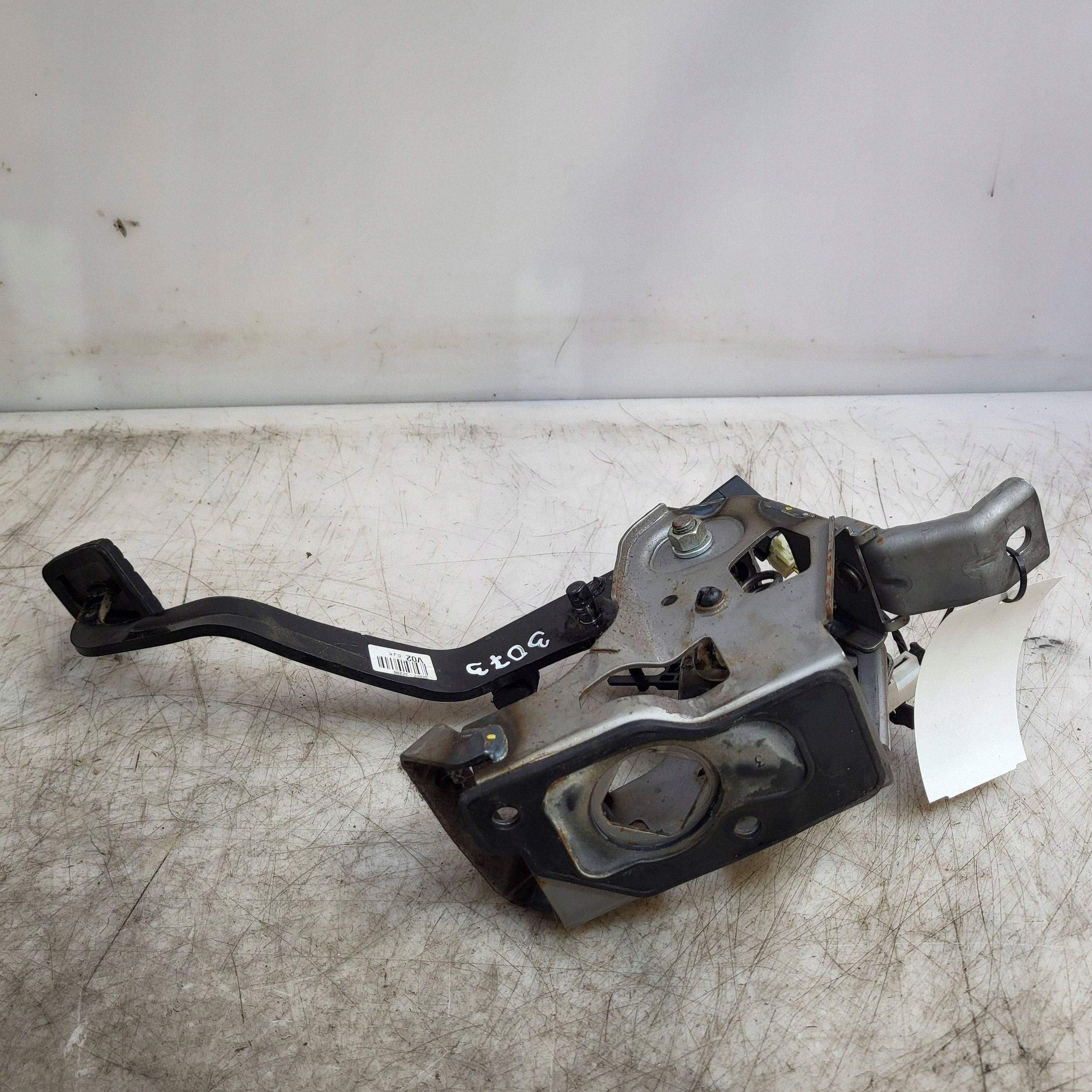 Hyundai I40 Pedaal koppeling 32802-3Z200 image 4