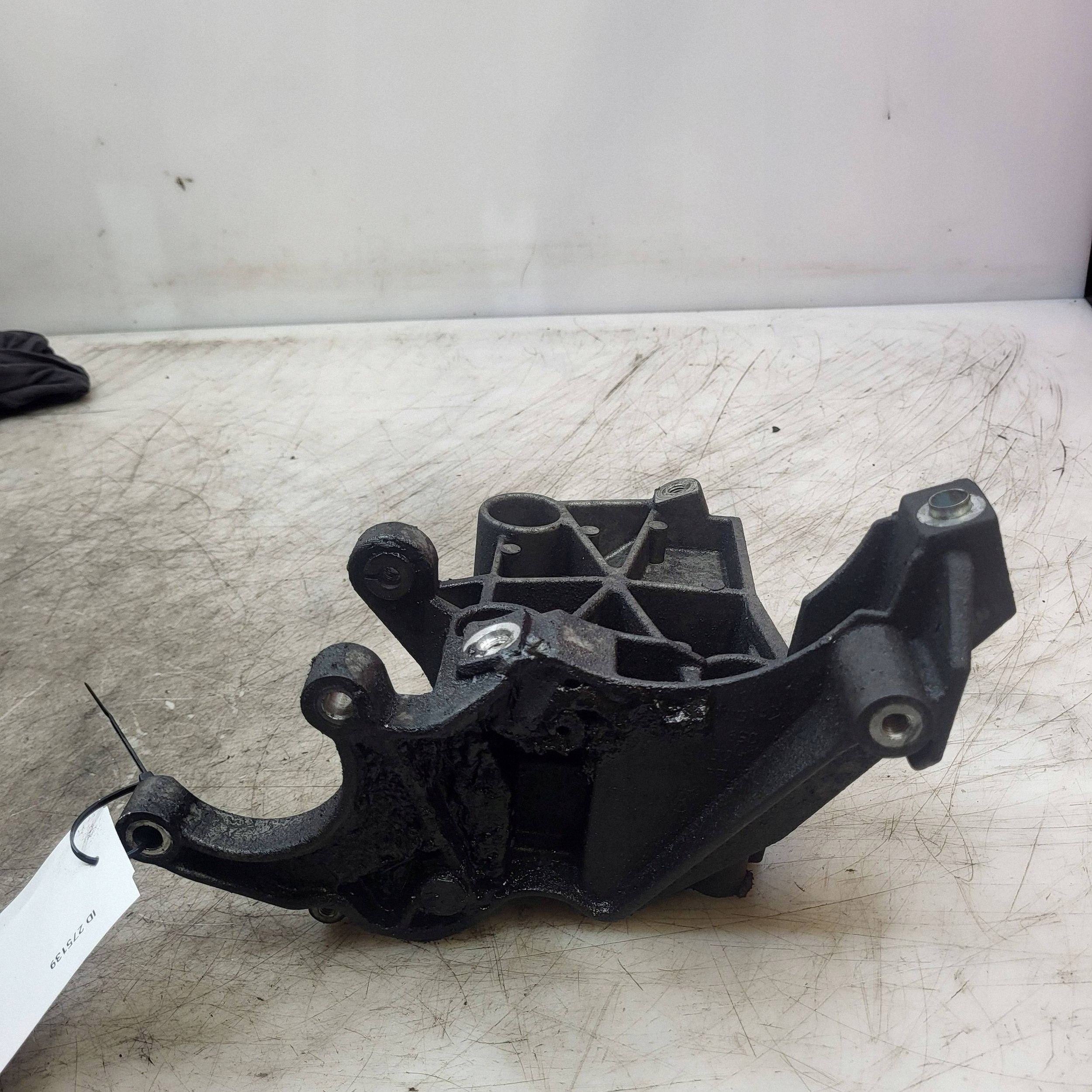 Ohjaustehostimen pumpputeline Audi Q7 4L