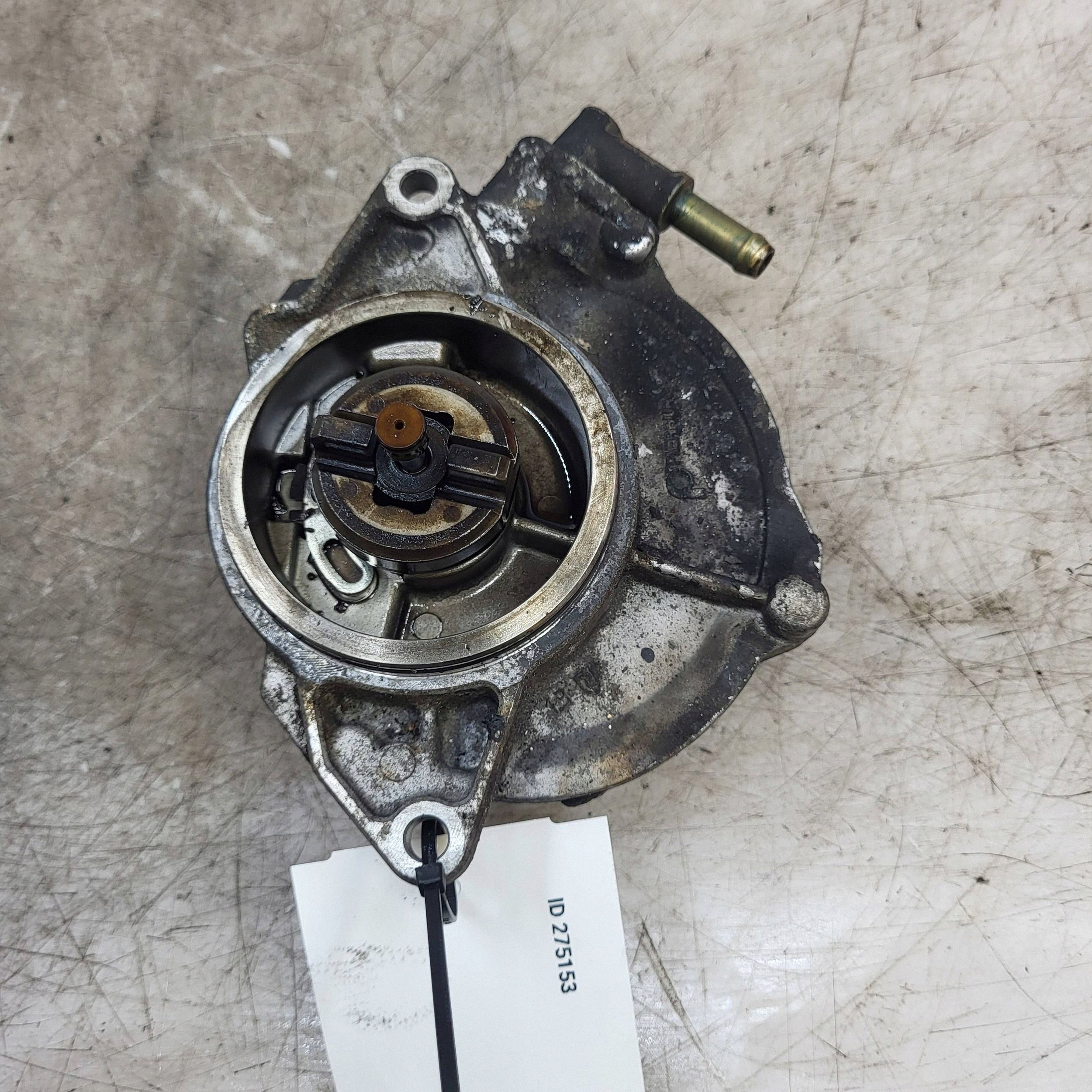Bomba Vacío Audi A4 S4 B8 8K 059145101H image 2