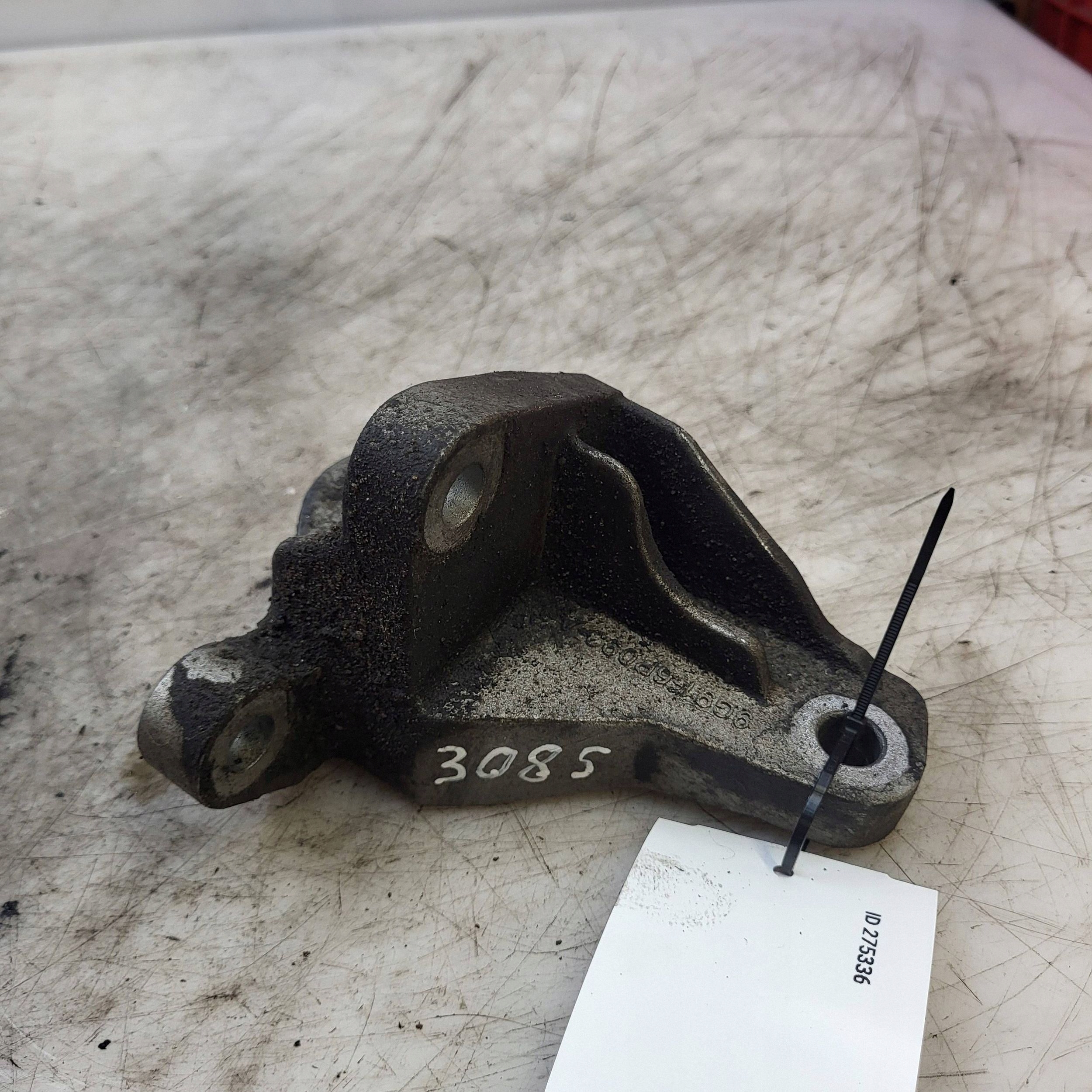 Soporte de motor Volvo S60 2012 9G916P093AG image 2