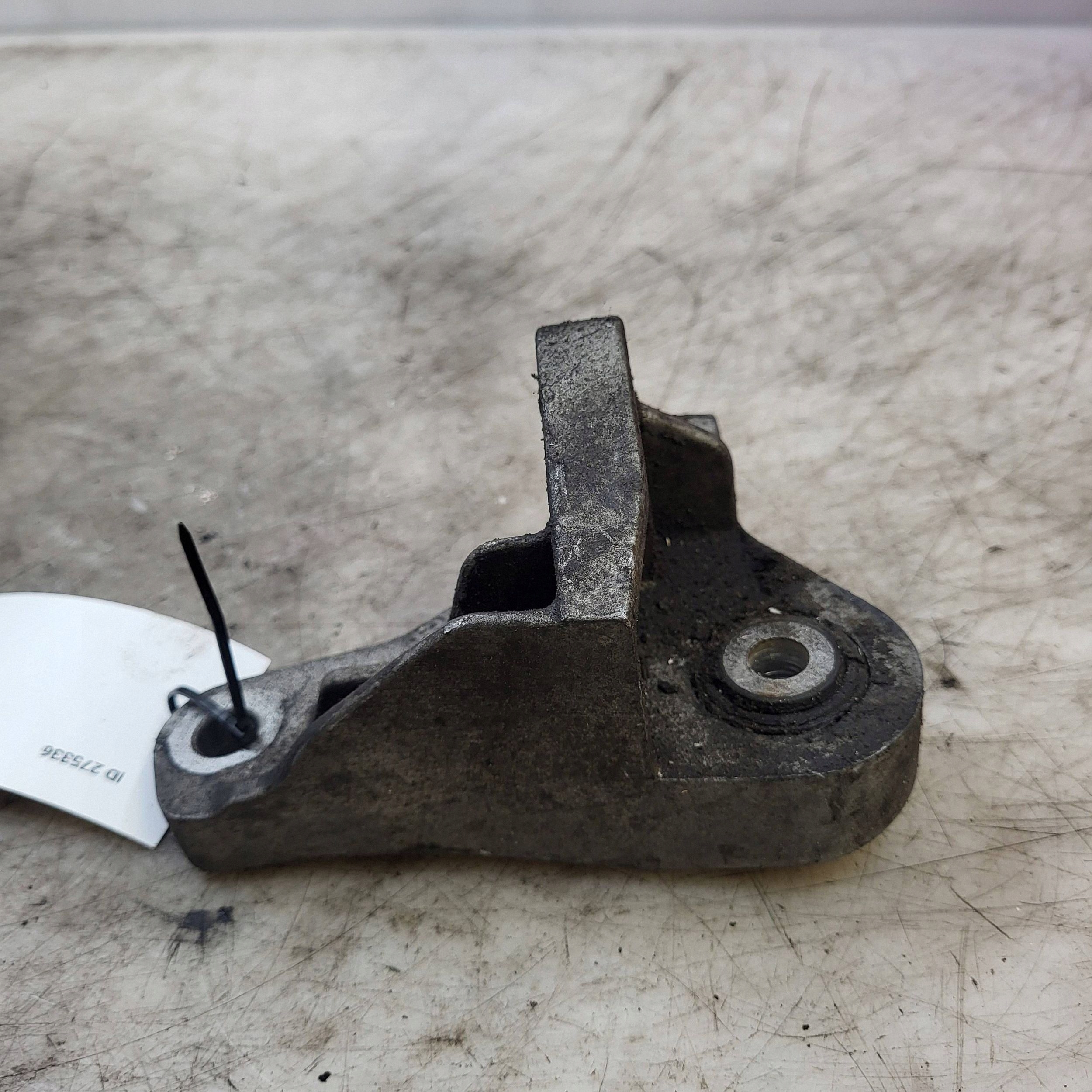 Soporte de motor Volvo S60 2012 9G916P093AG image 3