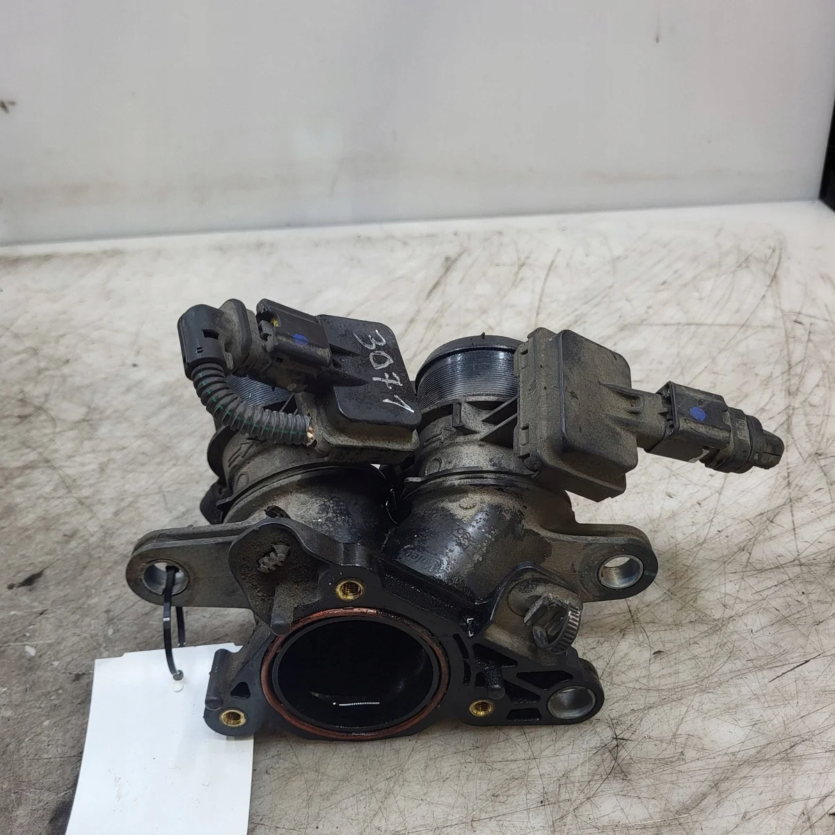 Peugeot 308 3008 Gasklephuis V29000370 image 3
