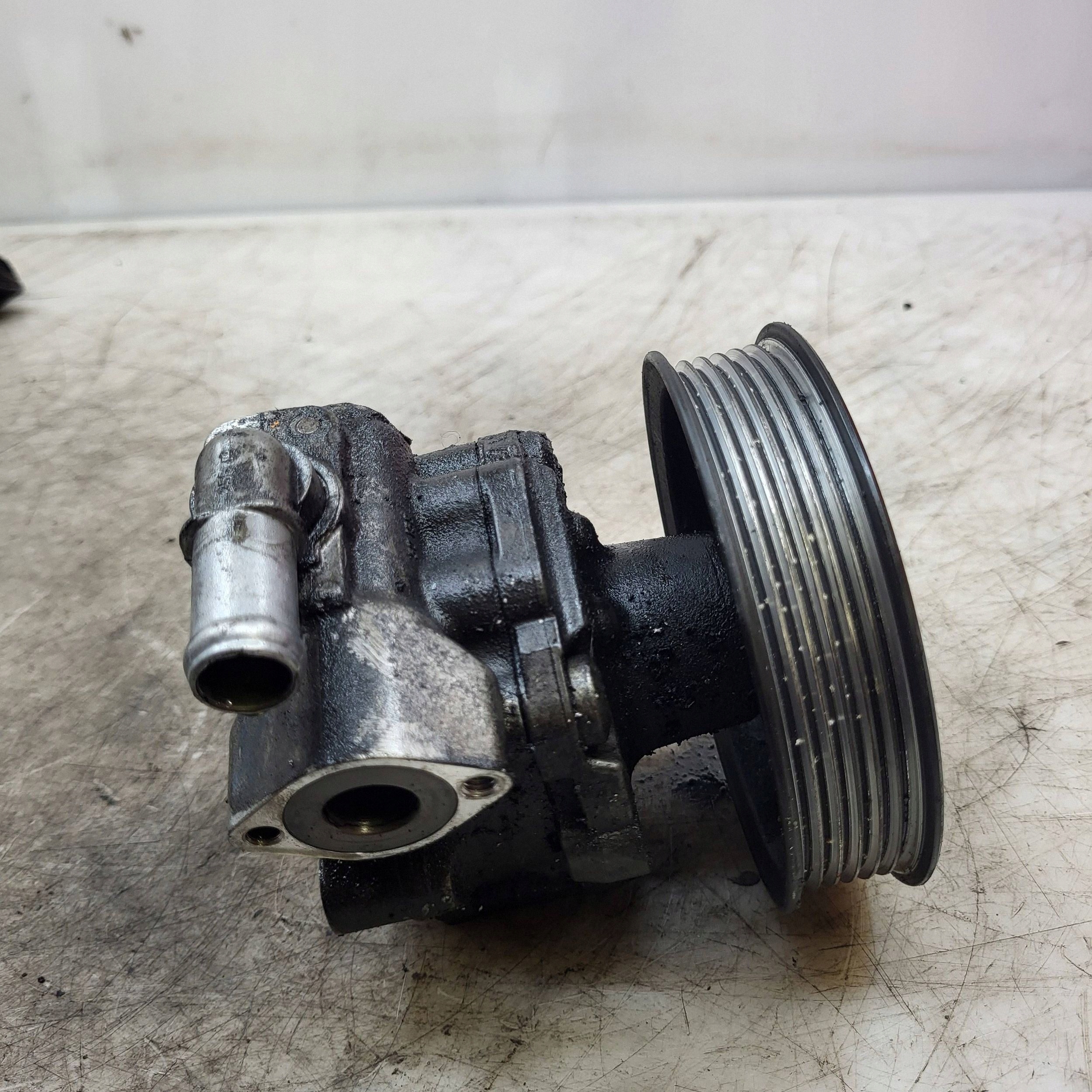 Pompe direction assistée Audi Q7 4L 0591452550 image 2