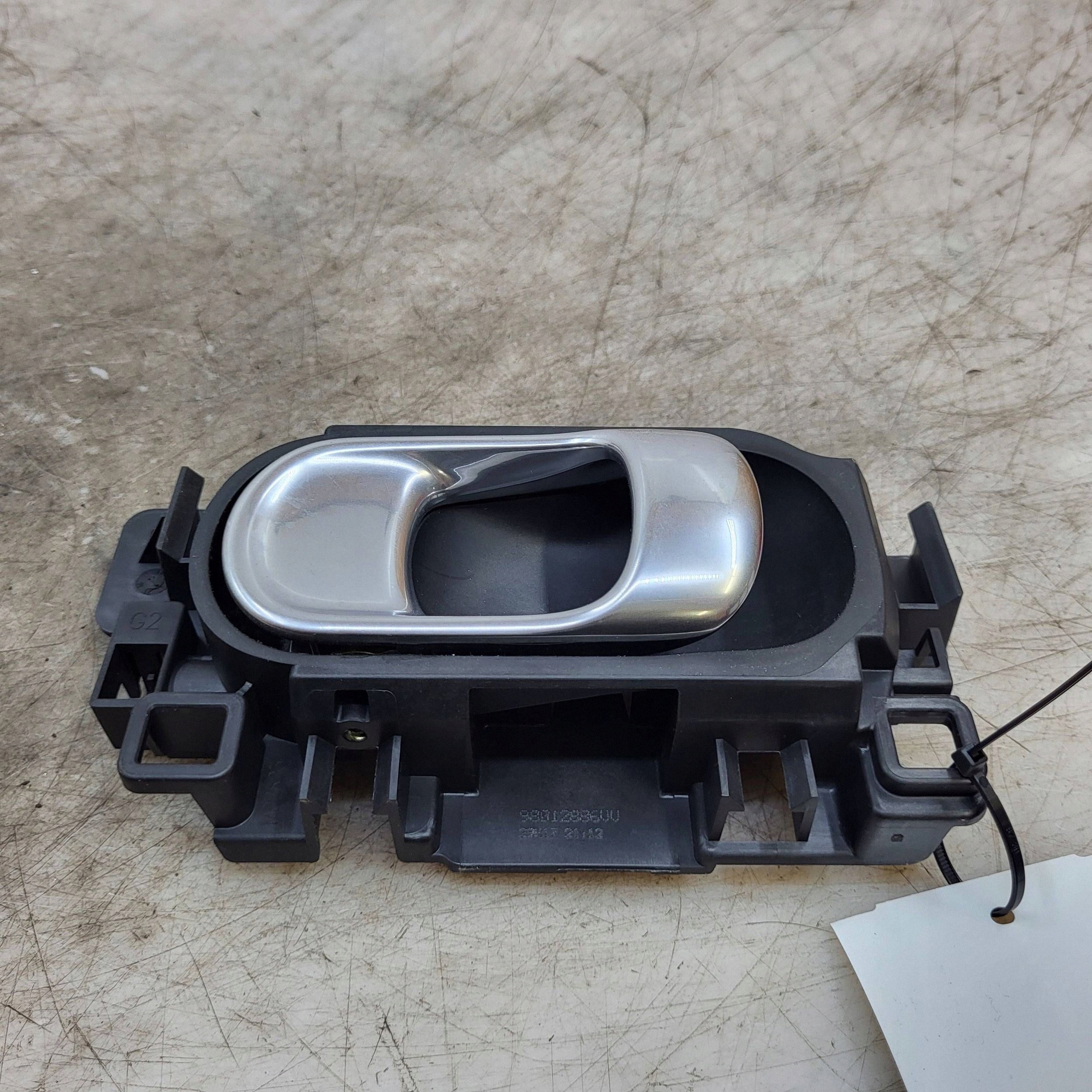 Citroen C3 III sisäkahva vasen taka