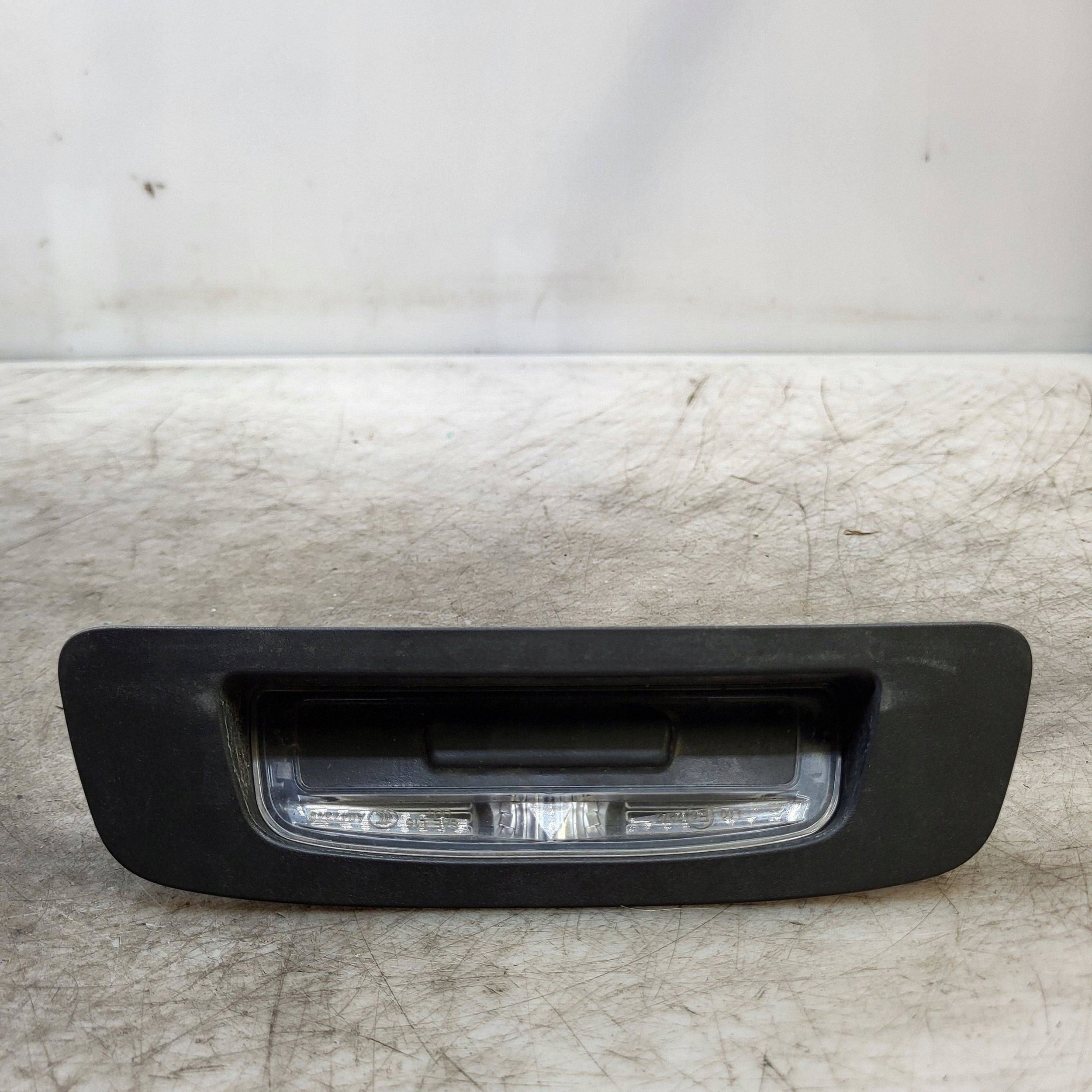 Citroen C3 Aircross Griff Kofferraumklappe 23477578