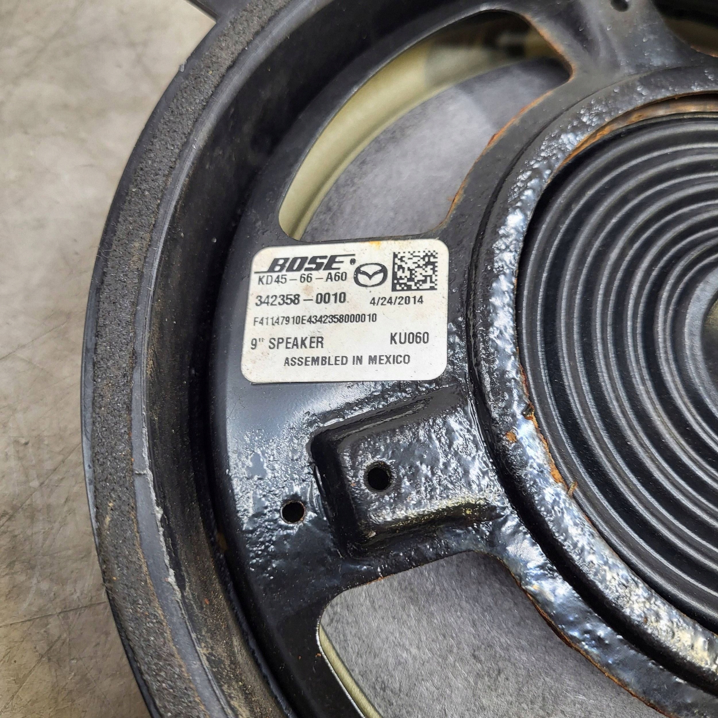 Mazda OE 342358-0010 - Käytetty osa image 4