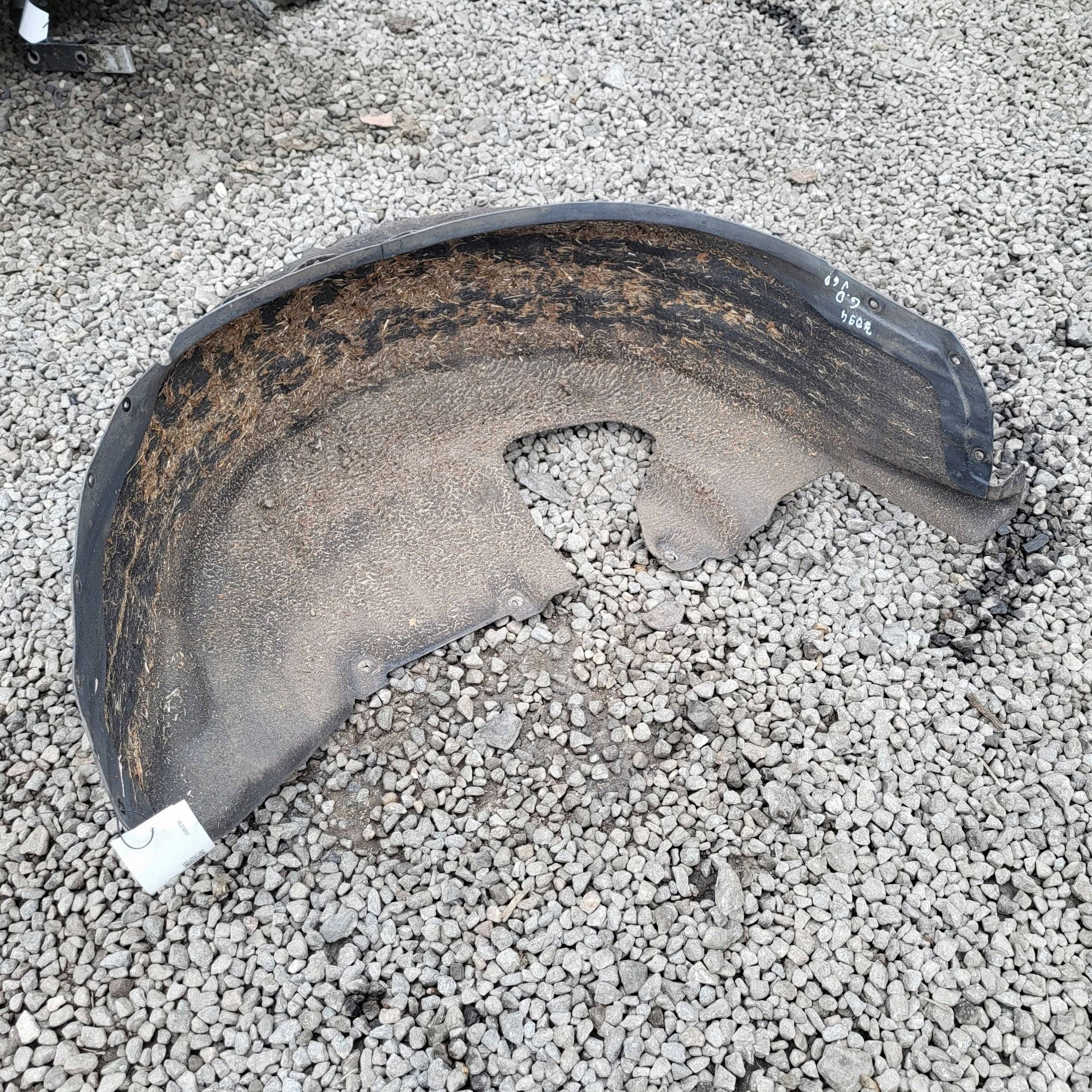 Volvo V60 2012 Takalokasuoja JUT276257 Käytetty