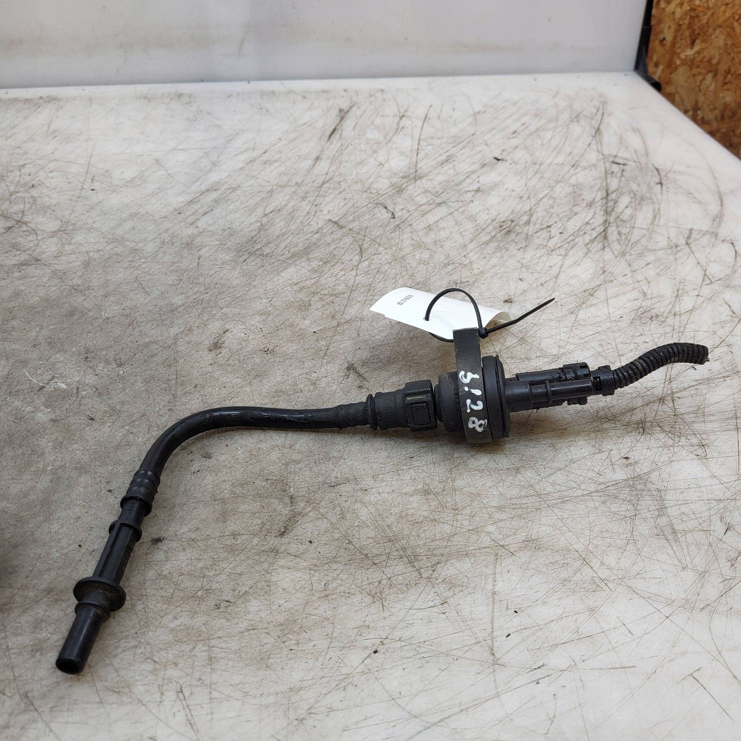 CITROEN C4 PICASSO II 8200584324 alipaineventtiili image 3