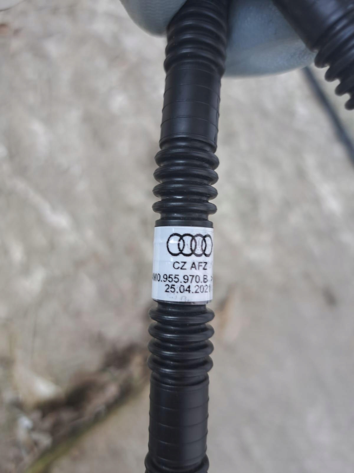 Tuyau lave-glace Audi Q7 SQ7 4M0955970B image 3