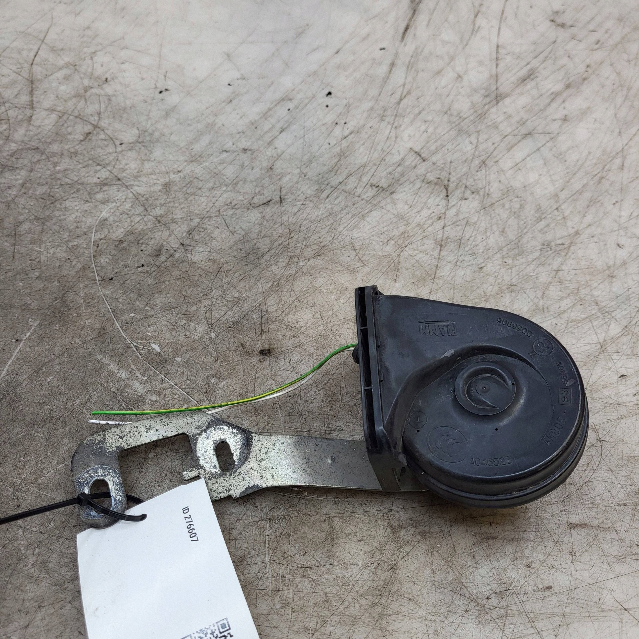 Clacson Citroen C3 II DS3 9676769080 Usato image 2