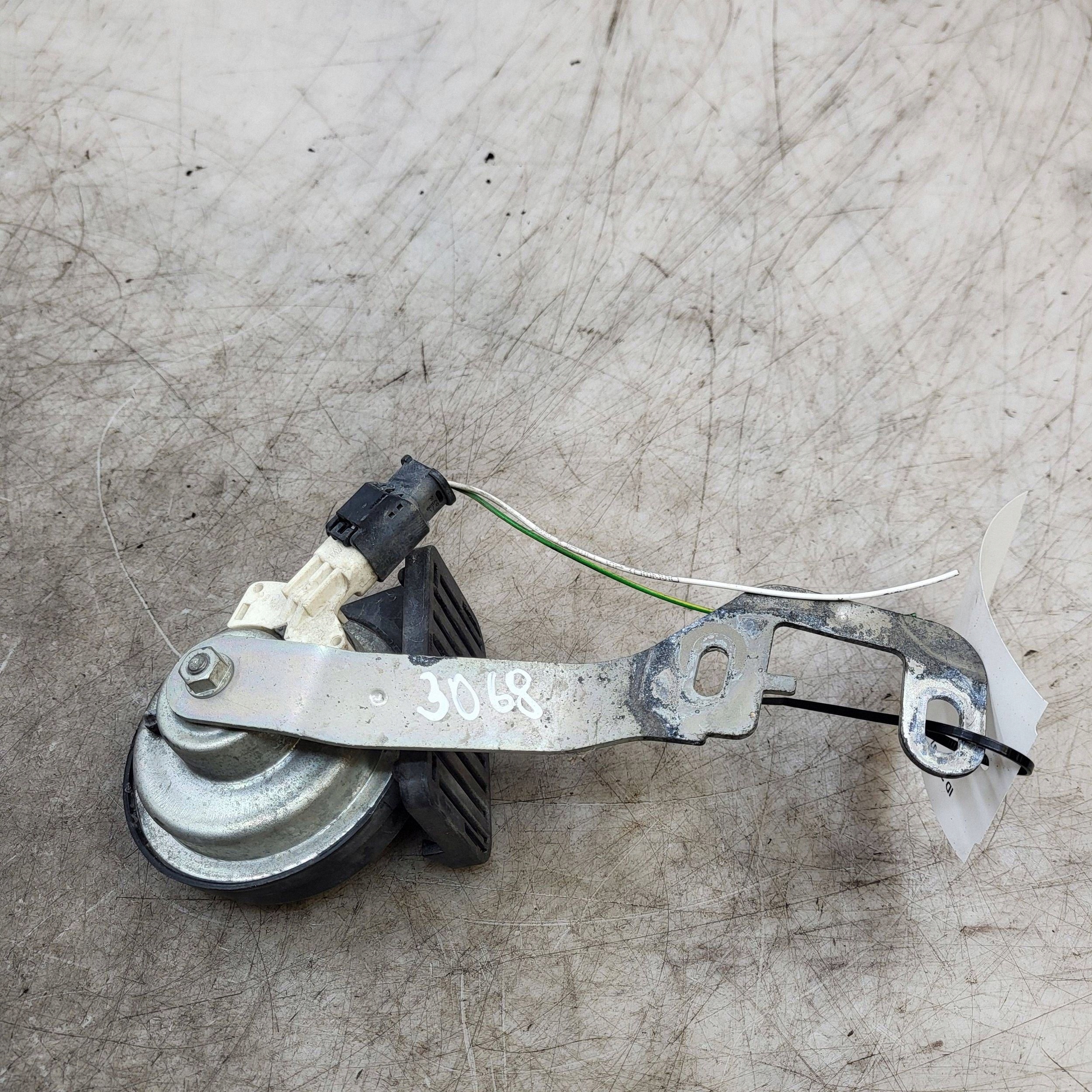 Clacson Citroen C3 II DS3 9676769080 Usato image 3