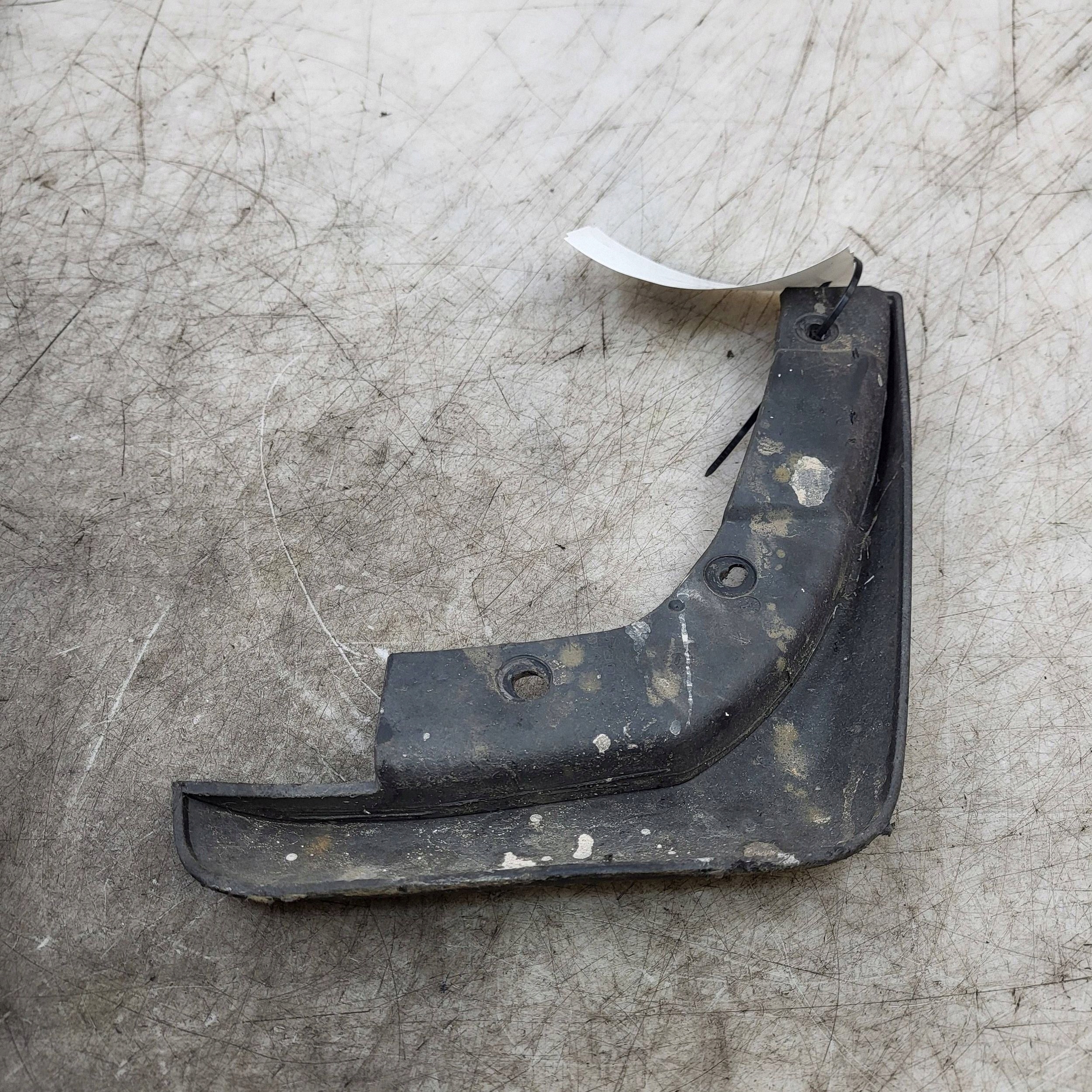 Volvo S60 V60 Front Mudguard Left 31265331 image 4