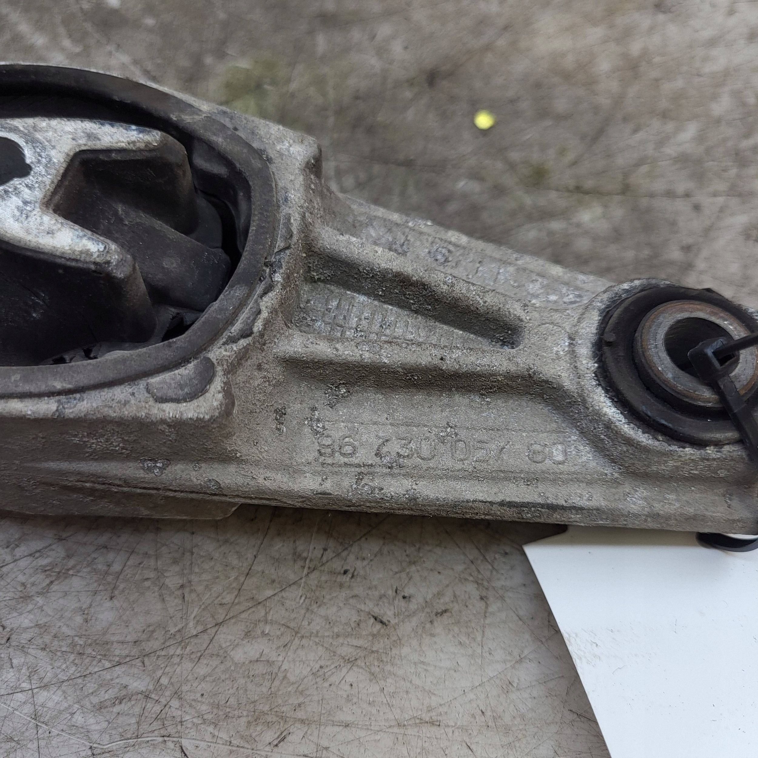 Support moteur Citroen C3 2011 9673005780 image 4