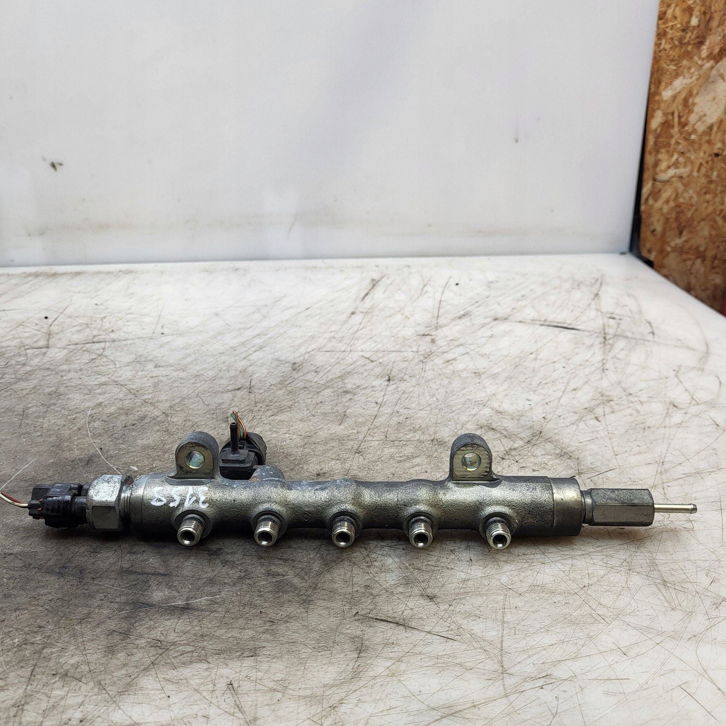 2011 Mazda 6 Conduite de carburant JUT277313 image 2