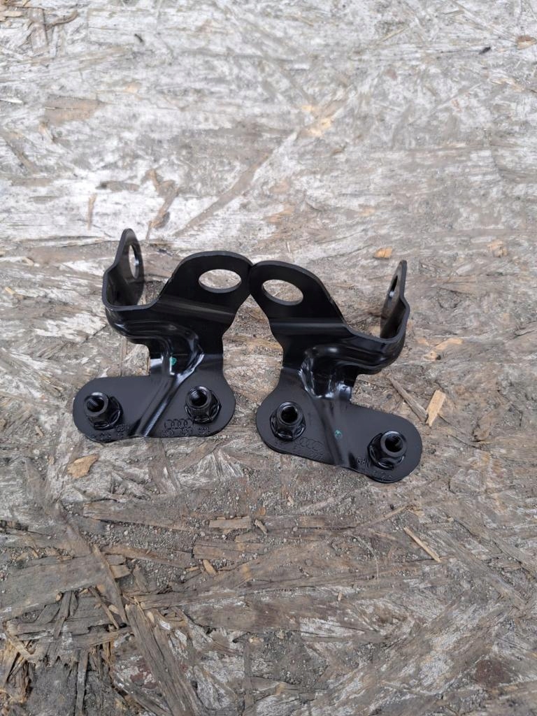 Audi TT 17- Supports d'aile 8S0821132 image 7