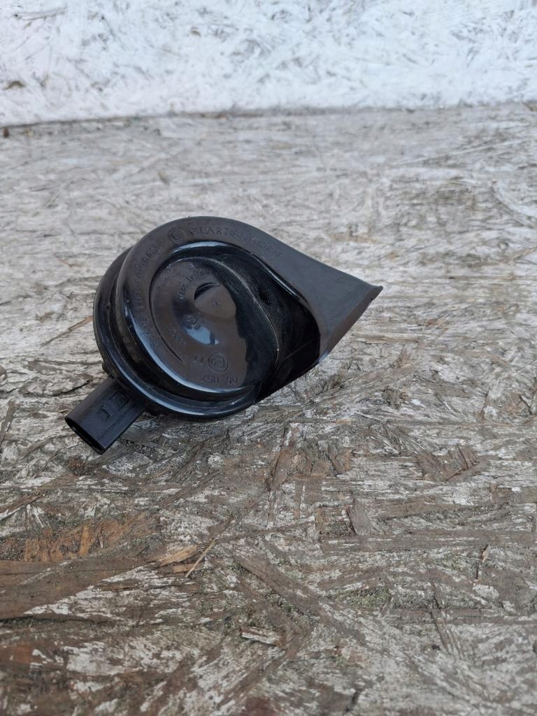 Audi Hupen Original 4N0951221 565 Gebraucht image 3