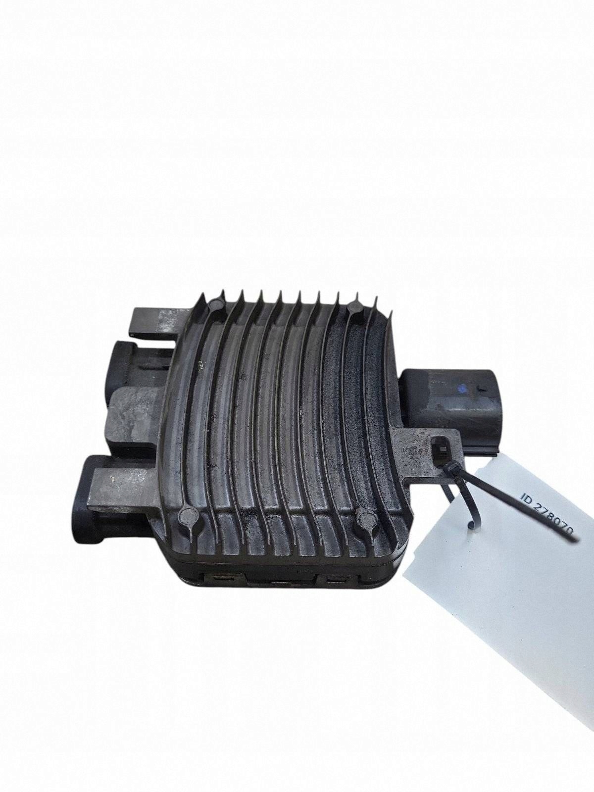 Relais ventilateur Volvo V60 940013801 image 2