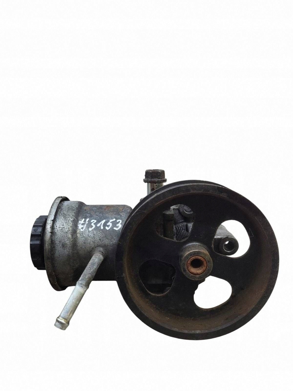 Pompe direction assistée Toyota Avensis T250