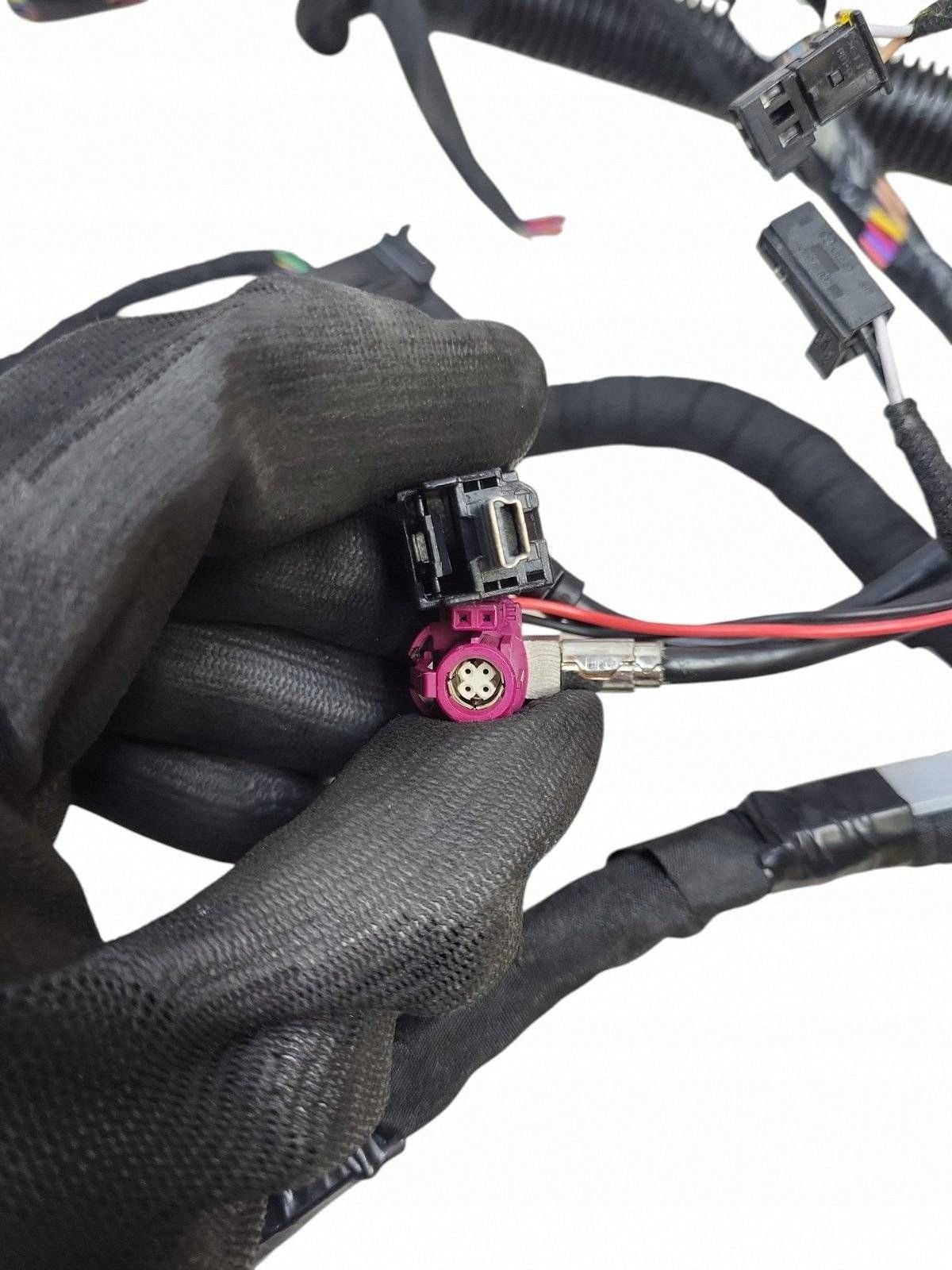 Tesla Model 3 2018 Faisceau de câbles avant OEM 110698400B image 6