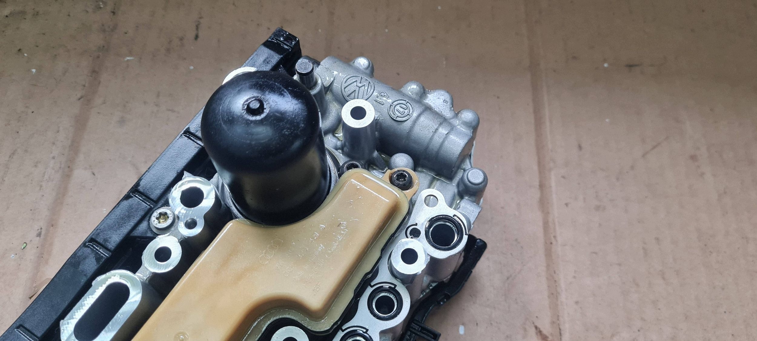 Vaihteiston mekatroniikka Audi A4 B9 A5 0CJ927156