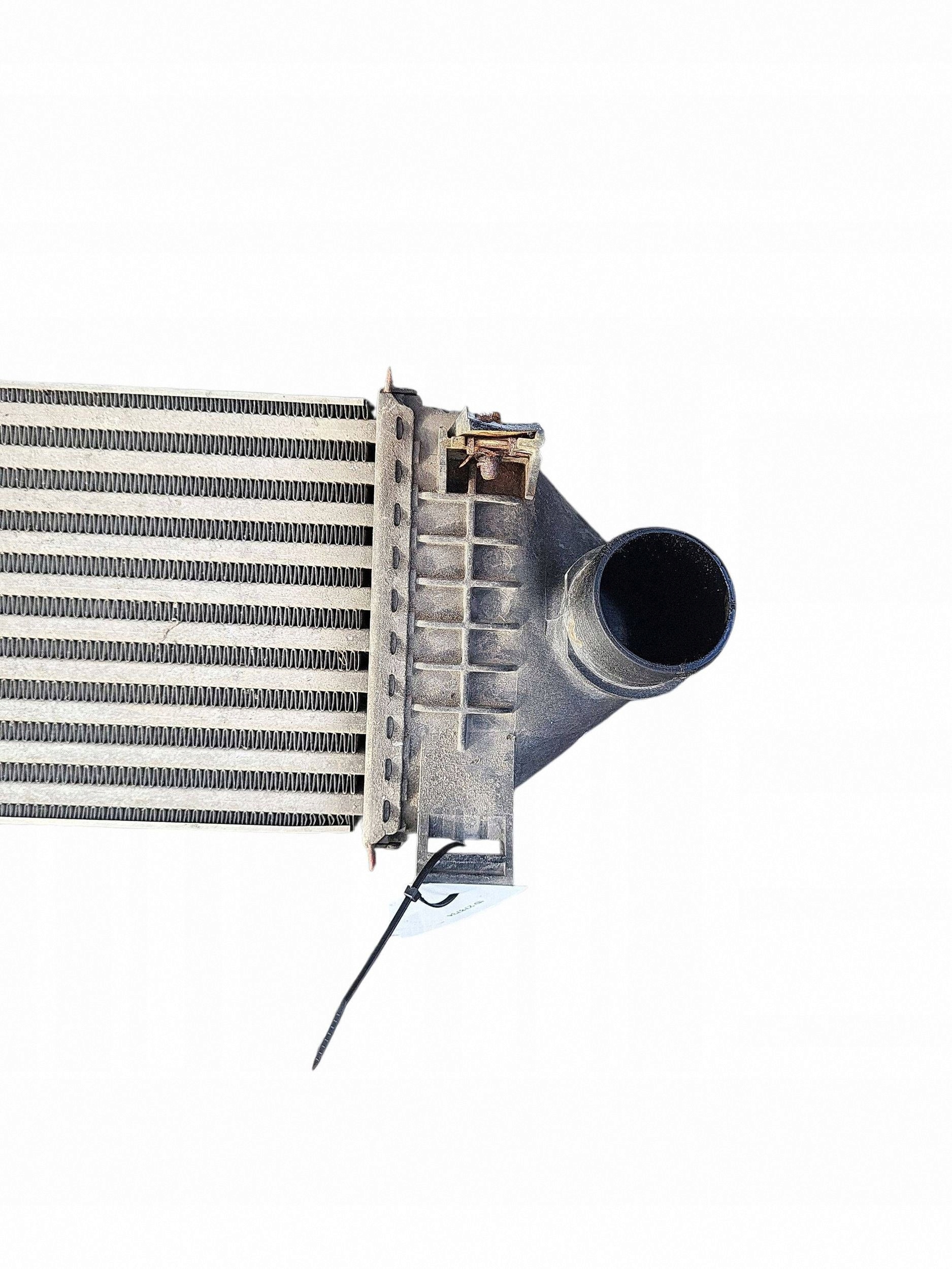 Ford 8V61-9L440-AB Used Intercooler image 5