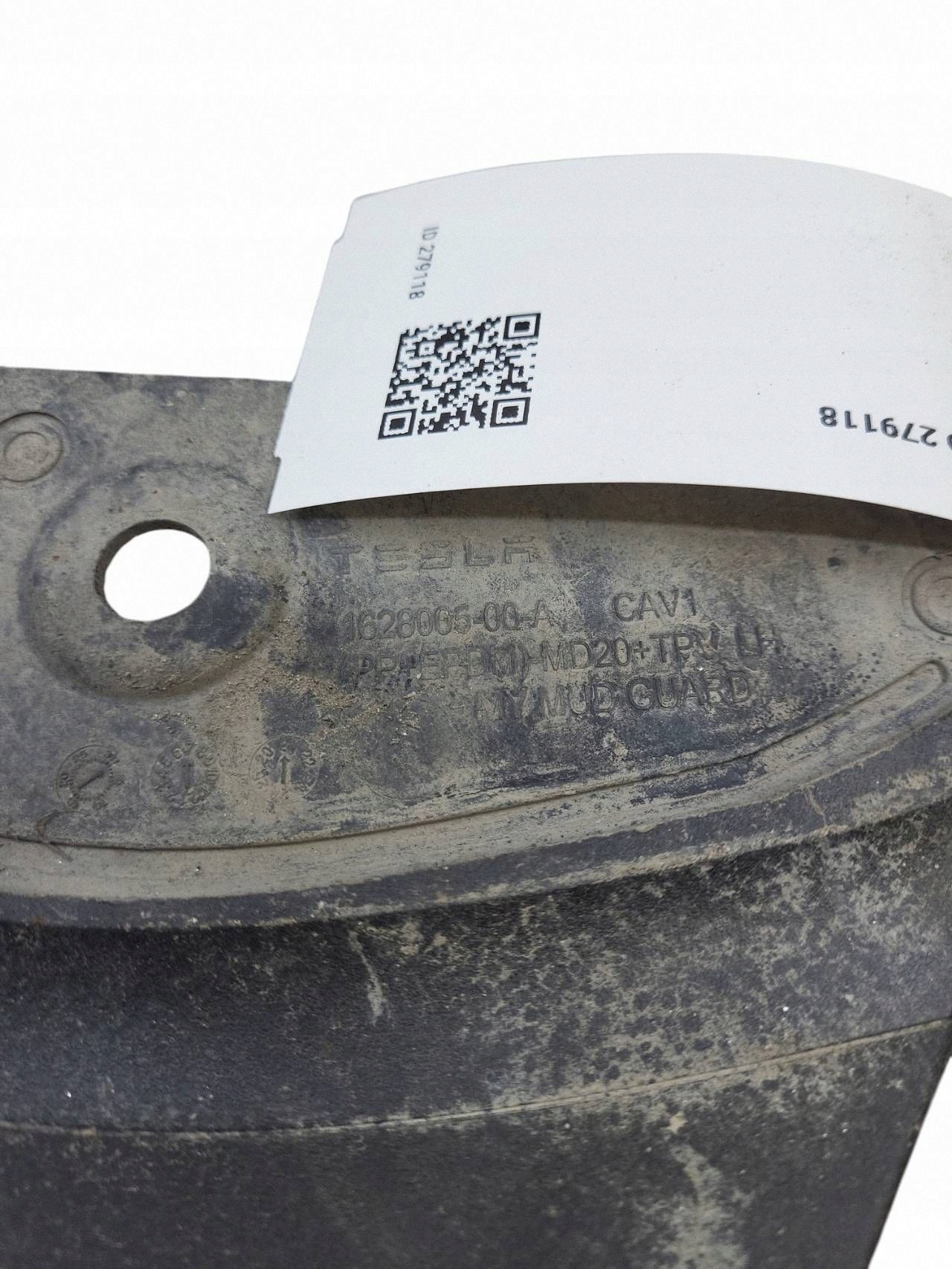 Tesla Model Y Front Left Mudguard 1628005-00-A image 4