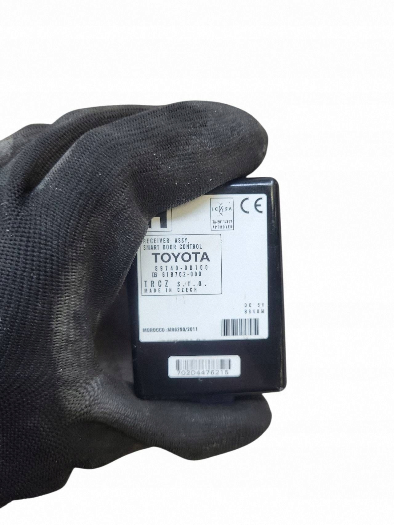Module commande Toyota Yaris III 89740-0d100 image 4