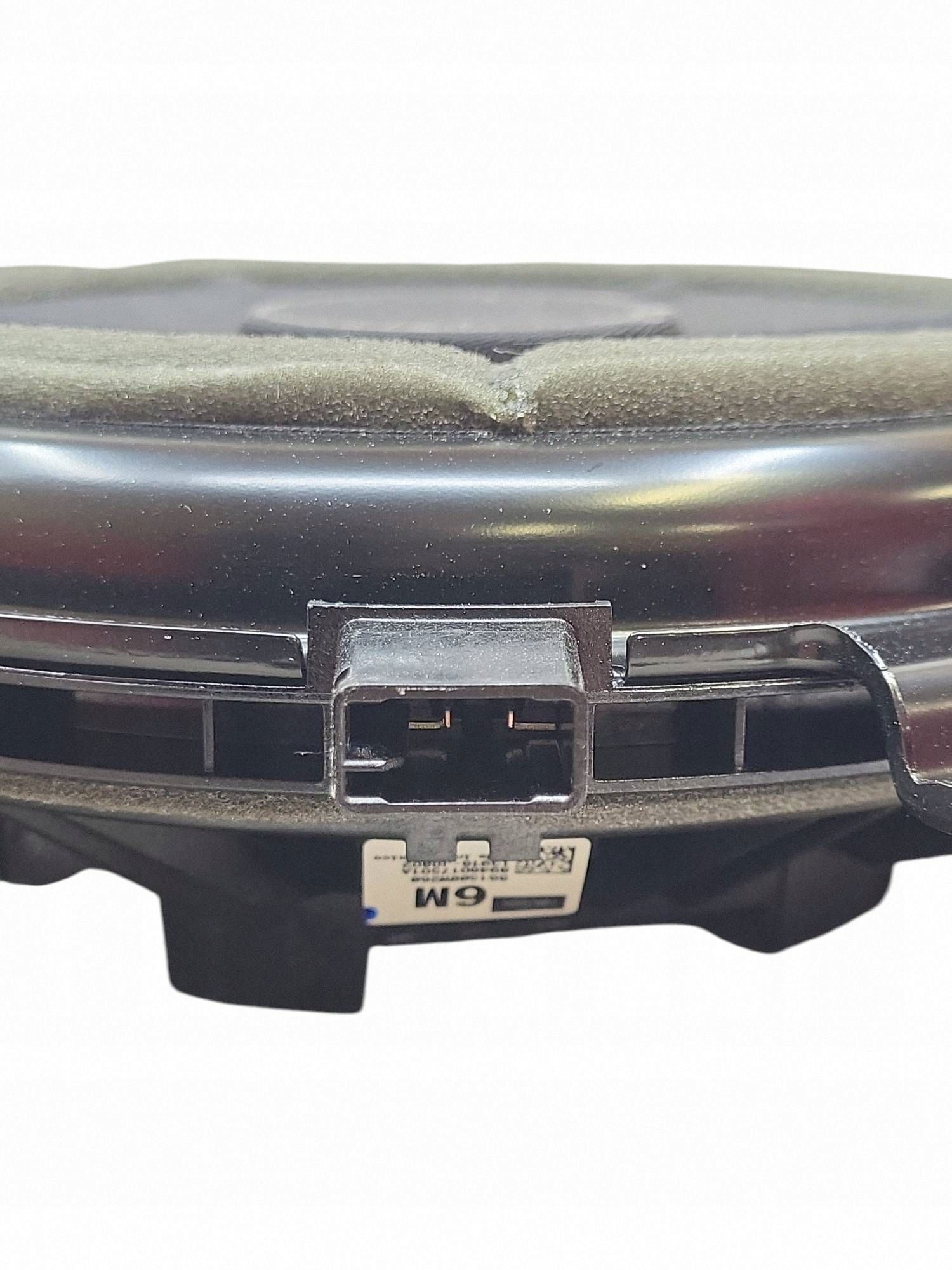 Lexus NX300H Haut-parleur Arrière OEM 861500W260 image 3