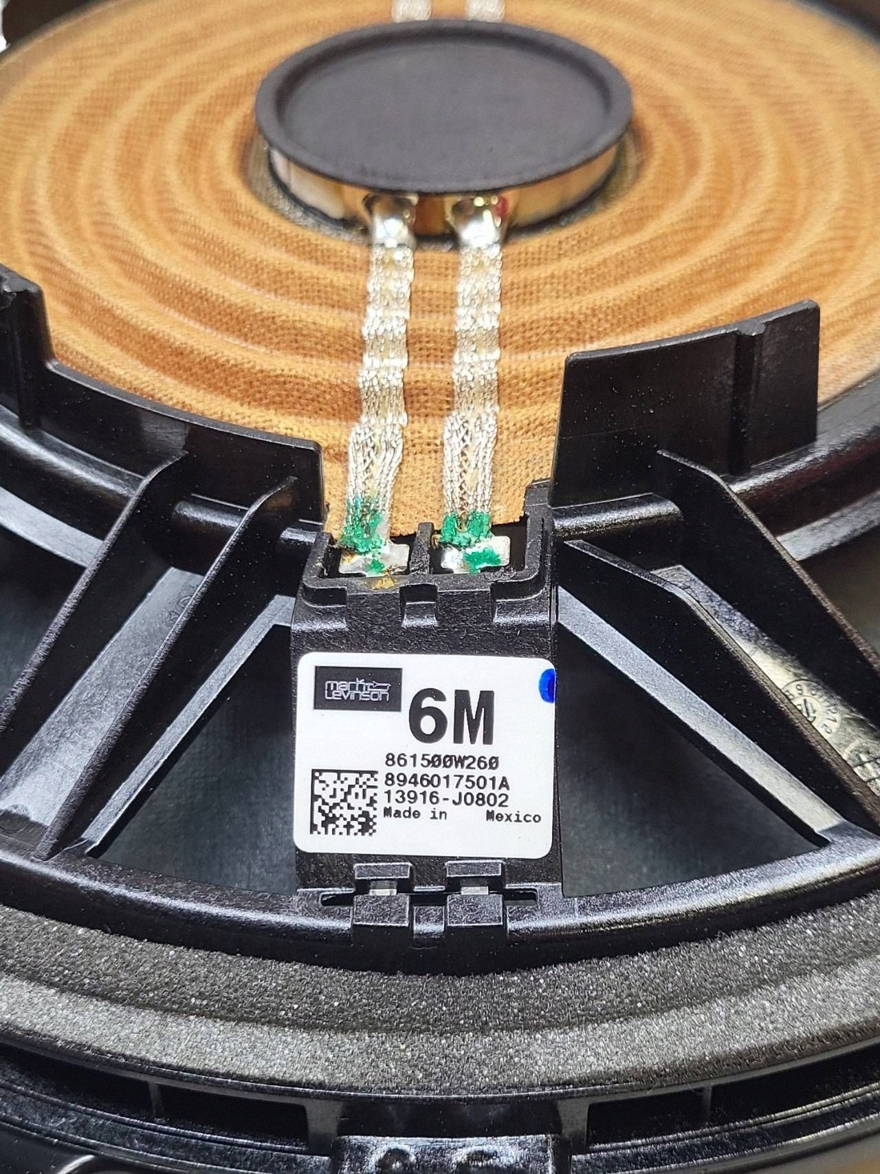 Lexus NX300H Haut-parleur Arrière OEM 861500W260 image 7