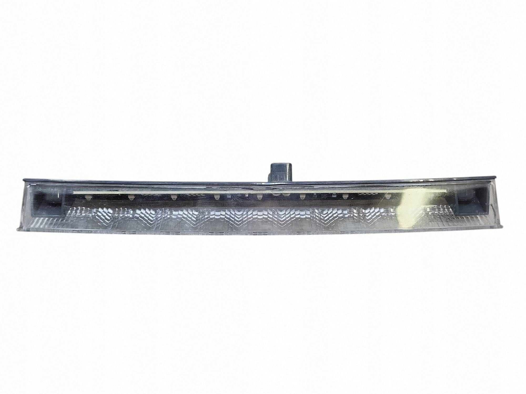 3ème feu stop Lexus NX JUT279310 image 3