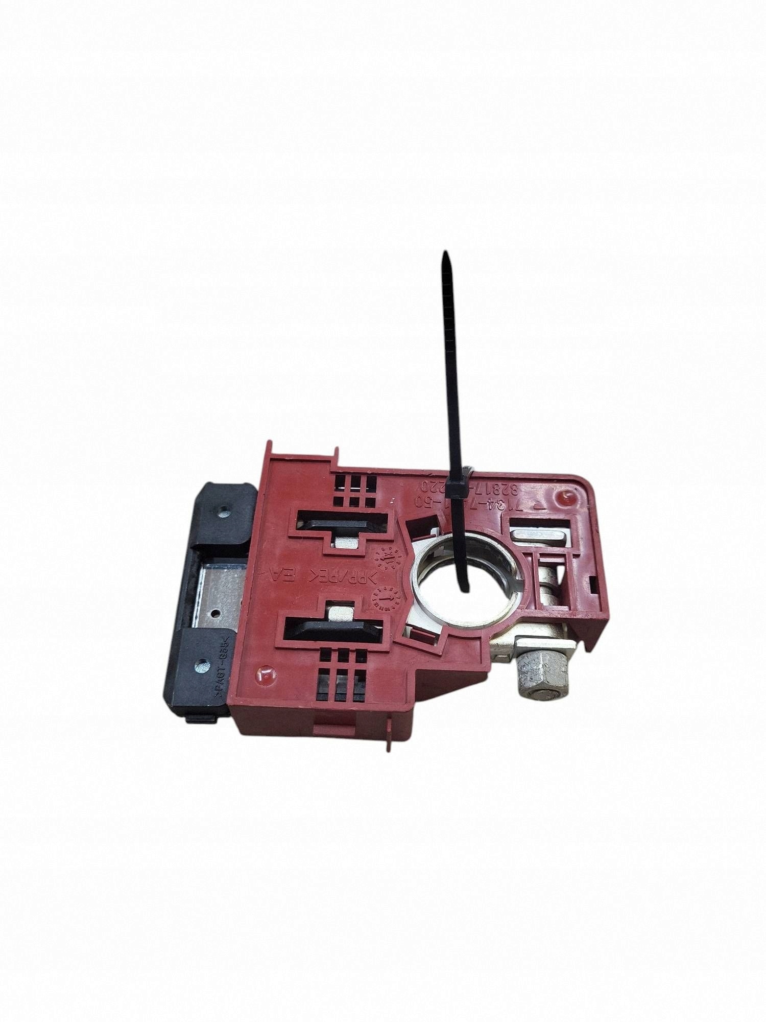 Lexus NX 2021 Plus / Borne / Câble batterie image 3