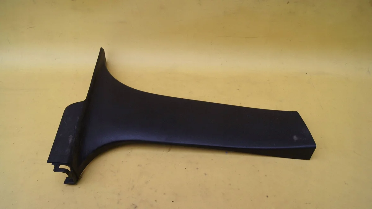 Chevrolet Orlando 2011 B-Pillar Cover Used image 4