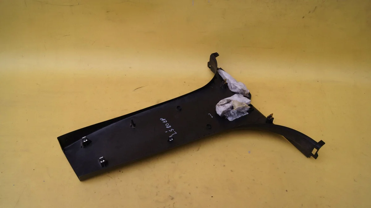 Chevrolet Orlando 2011 Cache Pilier B Inférieur OEM 95017447 image 7
