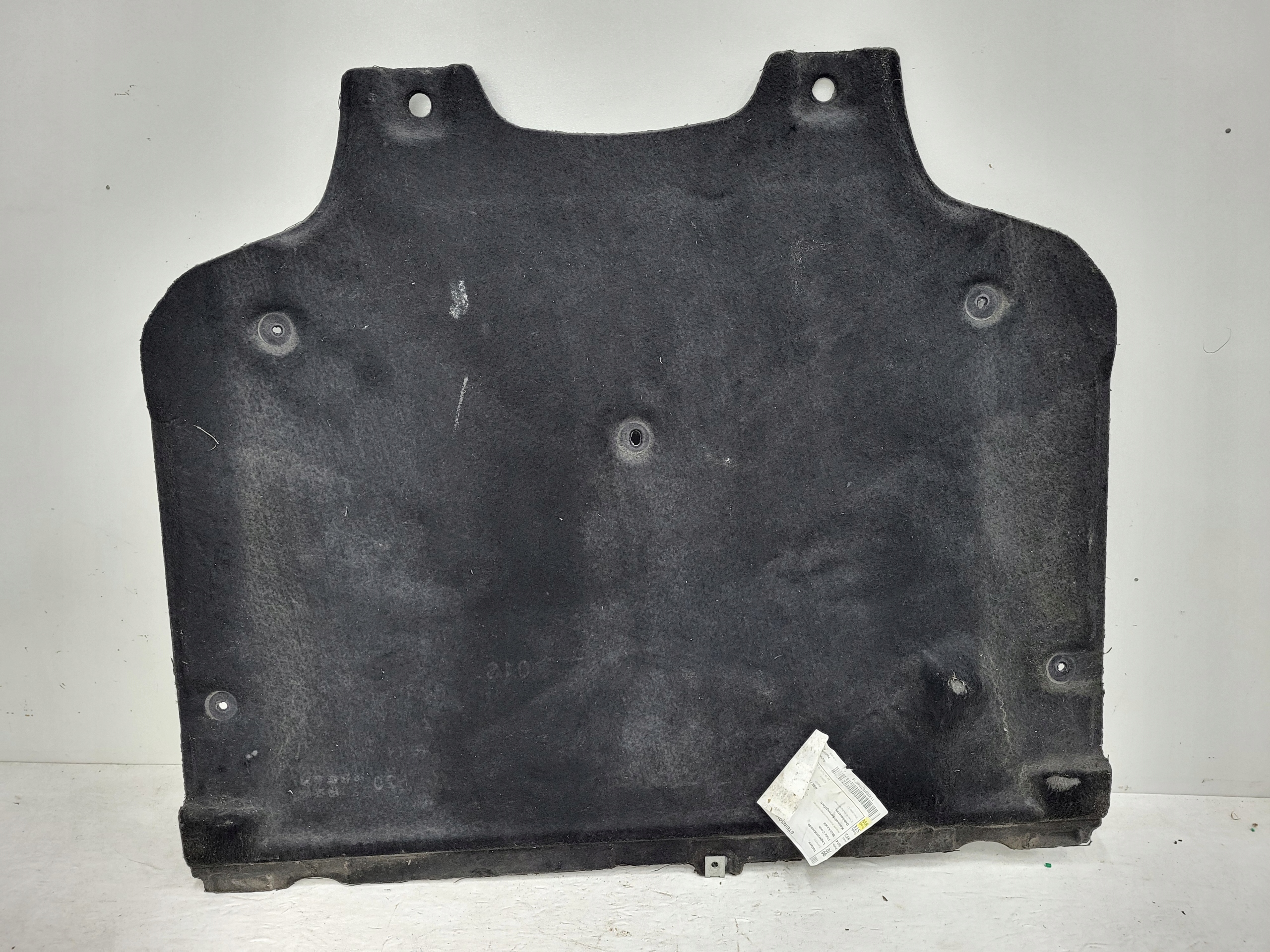 Audi A4 A5 B9 8W0 Unterbodenschutz 8W0863822B image 3