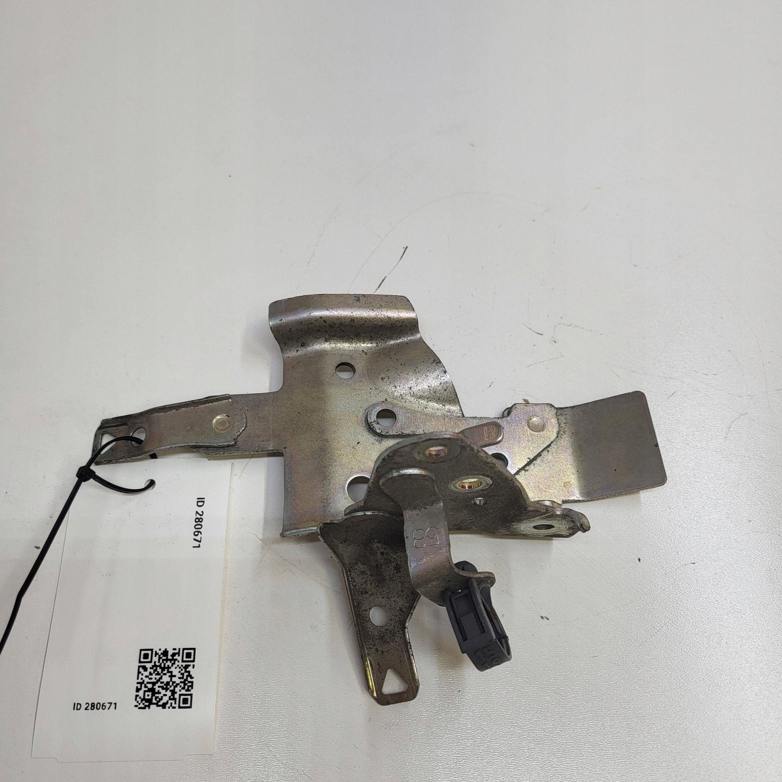 2016 Lexus NX Pièce de compartiment moteur JUT280671 image 2