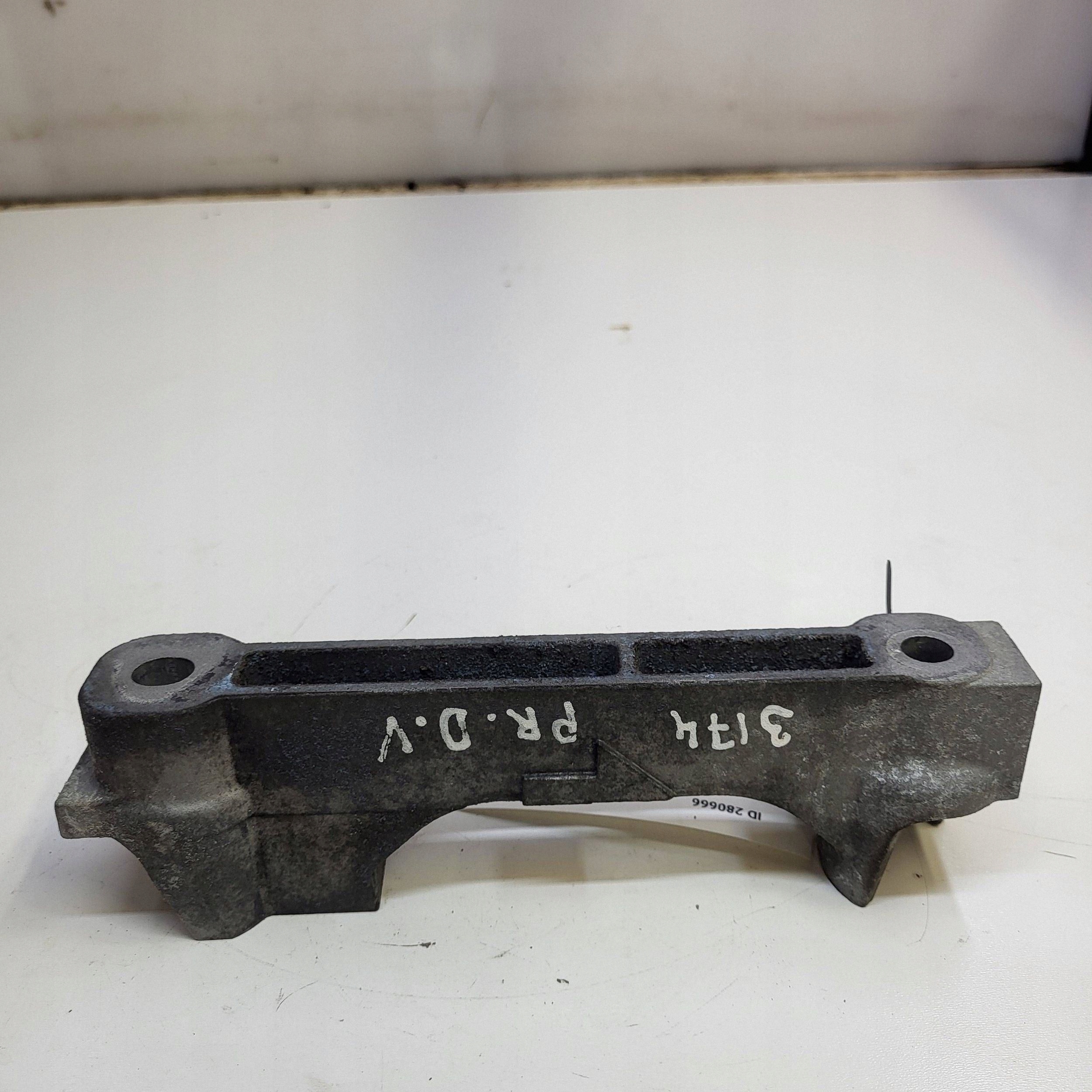 Supporto Motore Lexus NX 2016 OE JUT280666 image 6