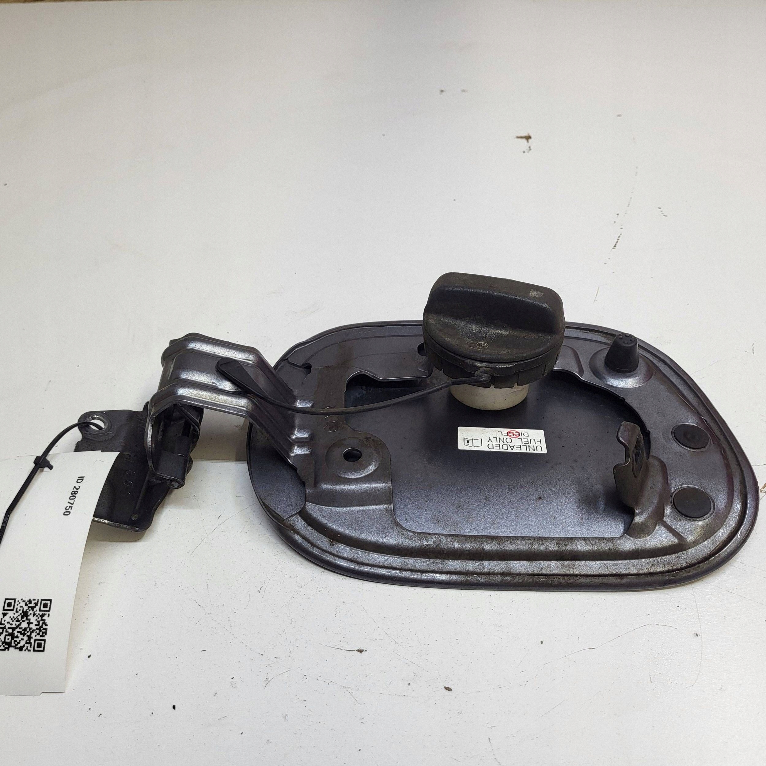 Bouchon réservoir Lexus NX 2016 JUT280750 image 6
