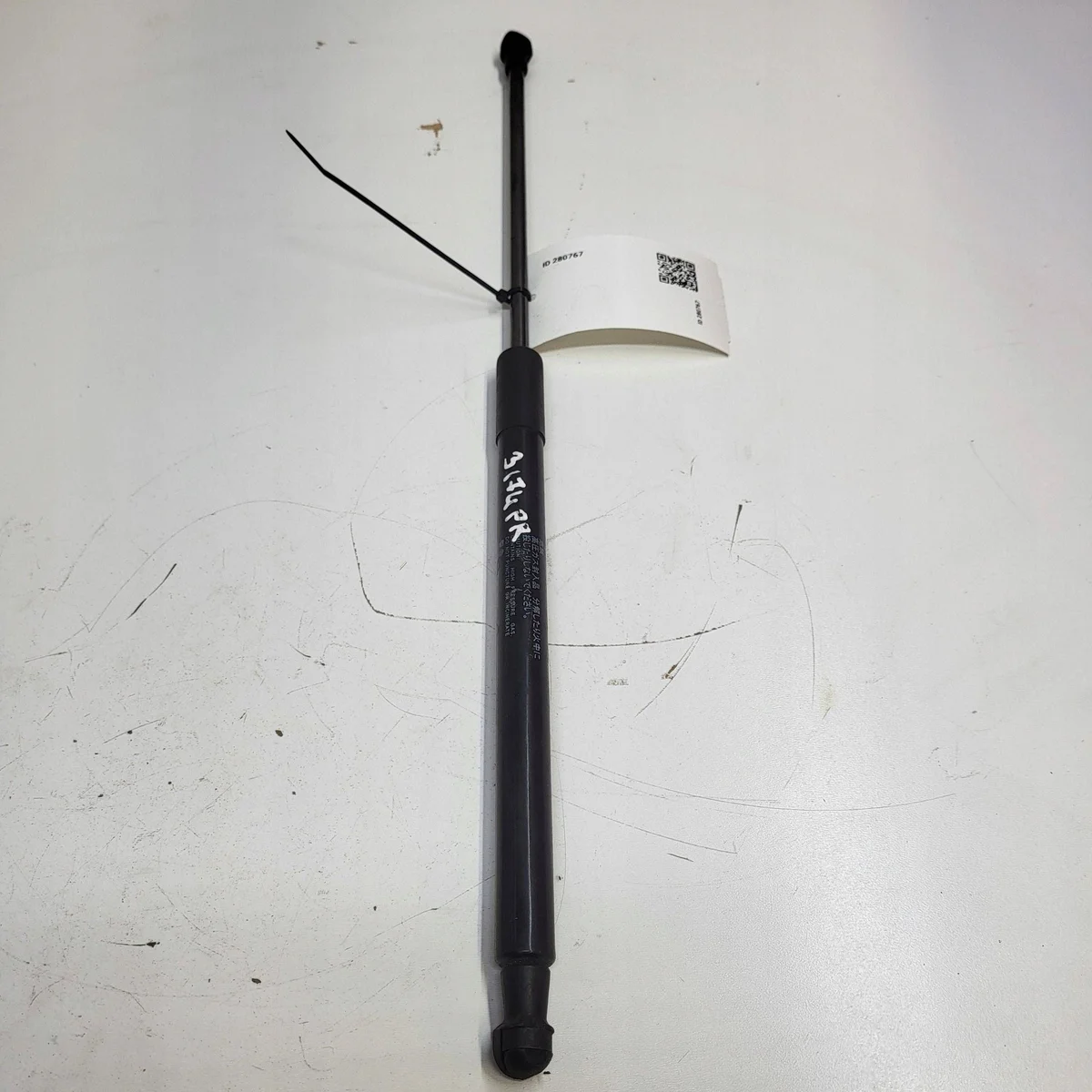 Lexus NX300 vérin de capot OEM 53440-0W280 image 4