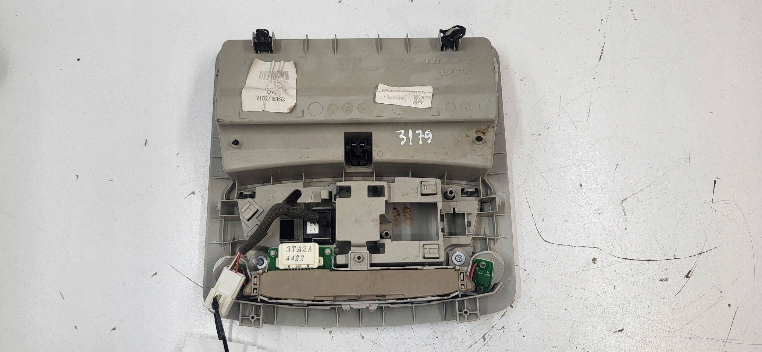 Éclairage intérieur NISSAN LEAF (ZE0) 26430C991A 80kW 2014 image 8